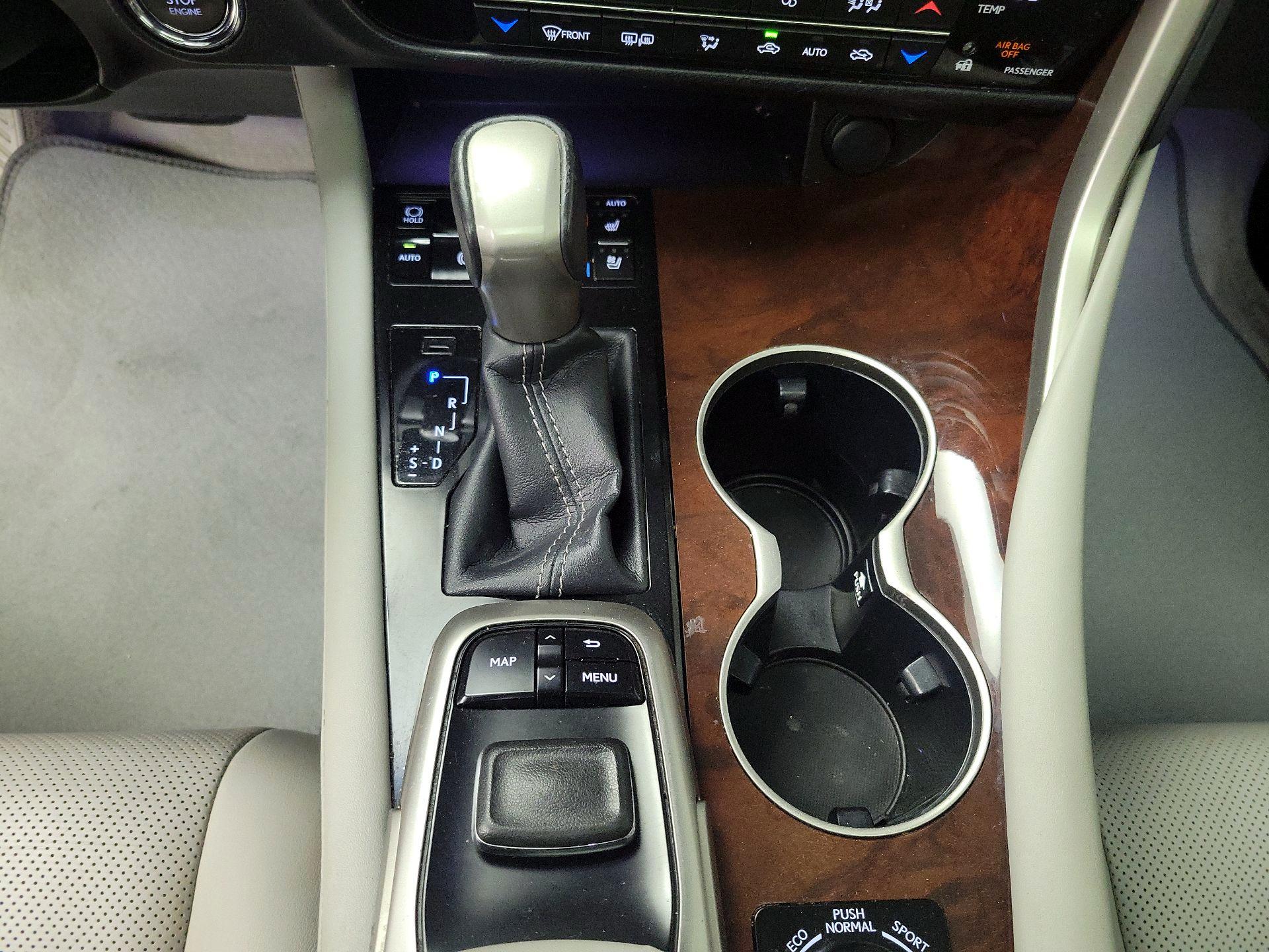 Thumbnail: 2016 Lexus RX - 18