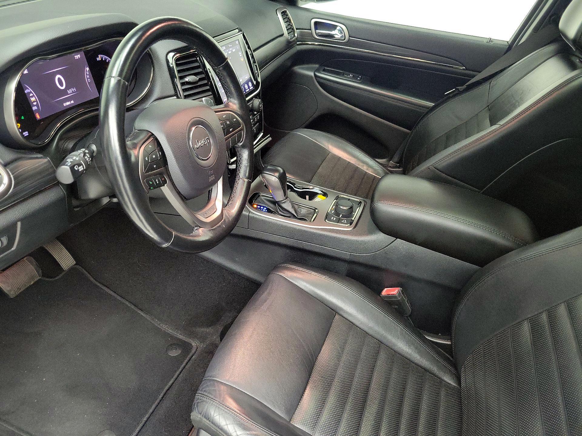 Thumbnail: 2020 Jeep Grand Cherokee - 11