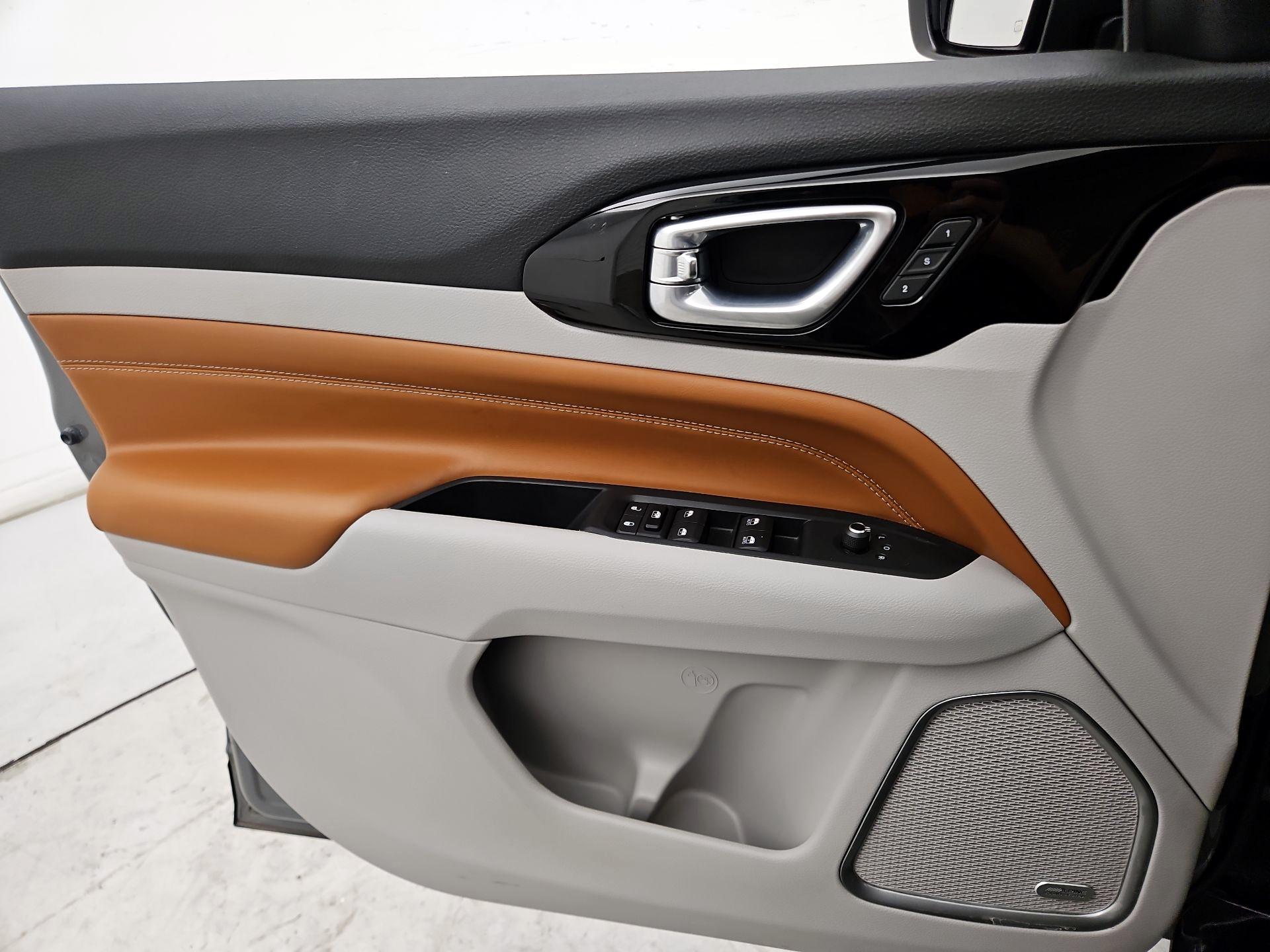 Thumbnail: 2022 Jeep Compass - 12