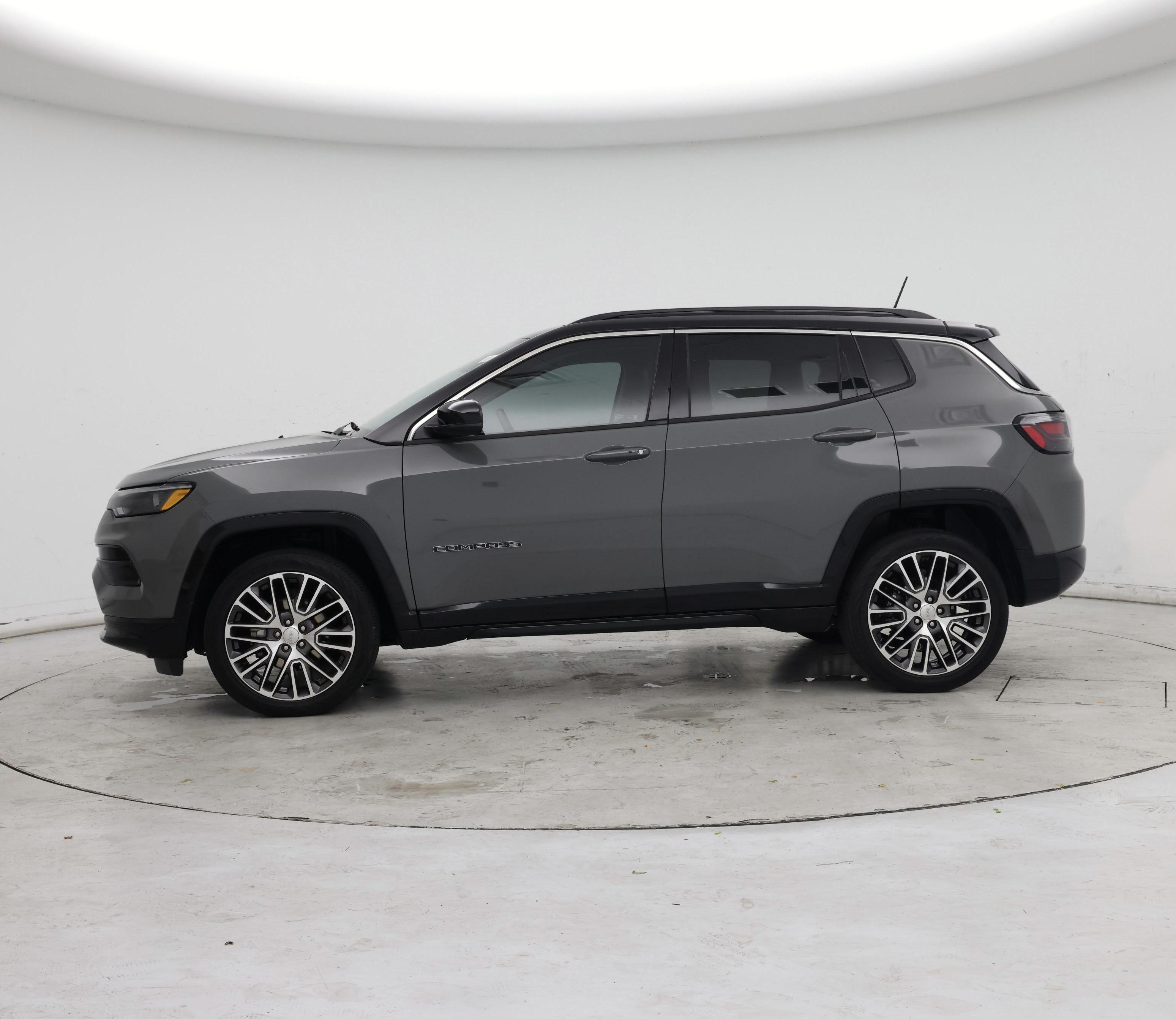 Thumbnail: 2022 Jeep Compass - 3