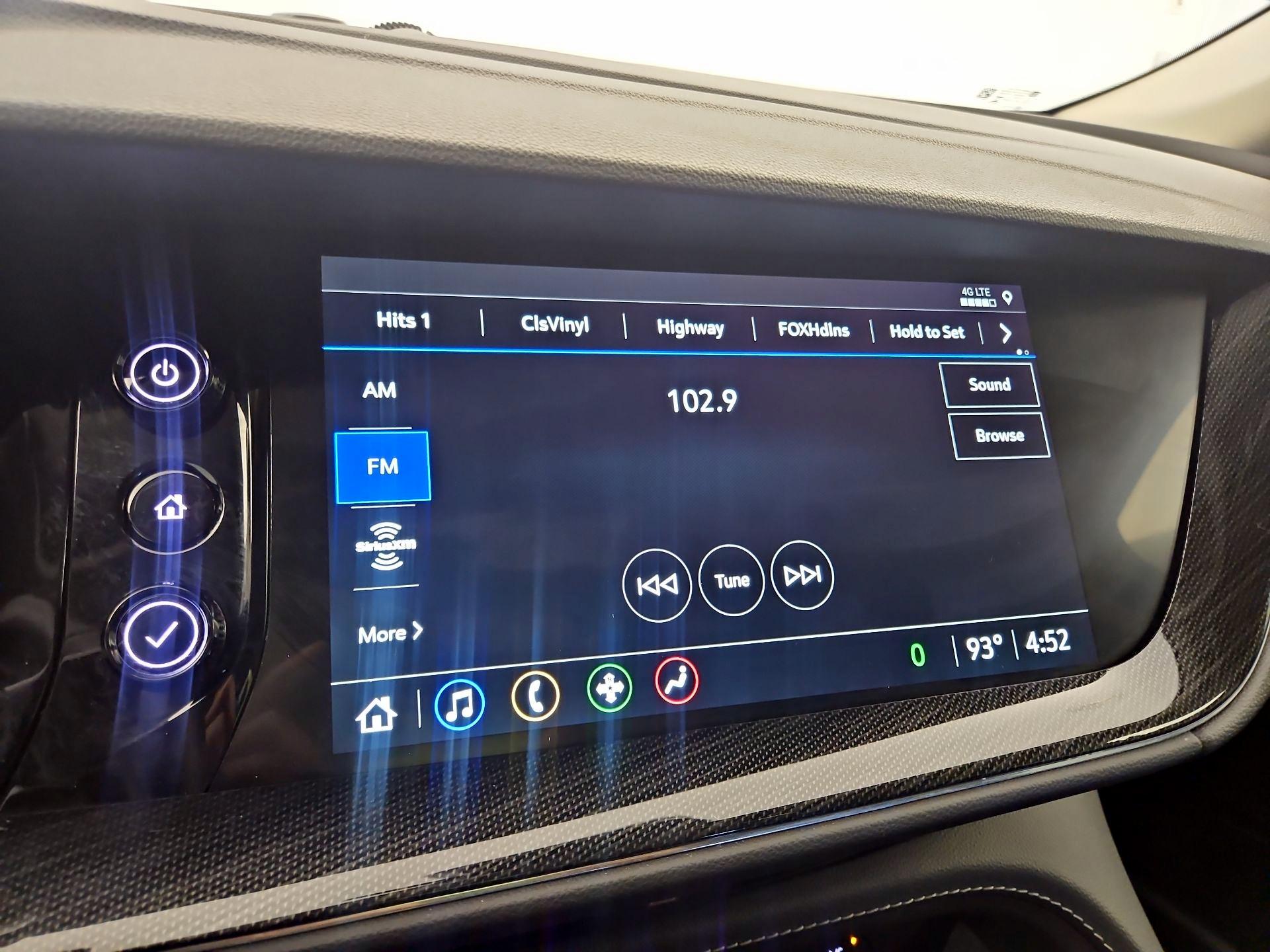 Thumbnail: 2022 Buick Envision - 15