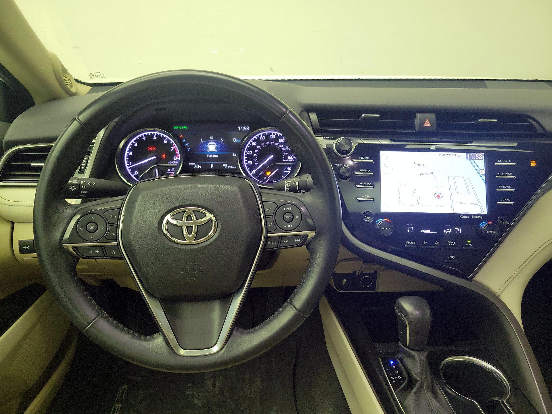 Thumbnail: 2020 Toyota Camry - 10