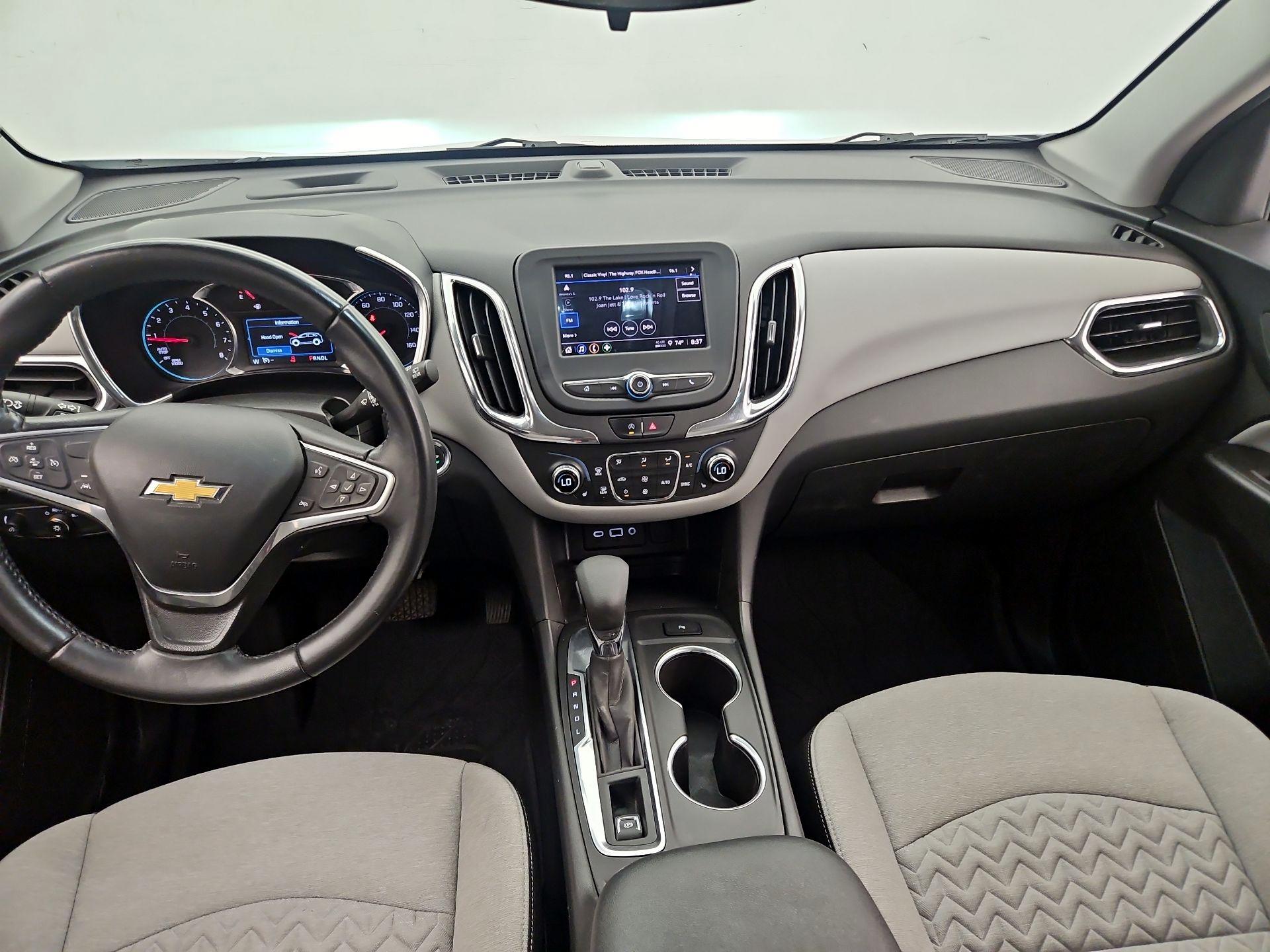 Thumbnail: 2022 Chevrolet Equinox - 9