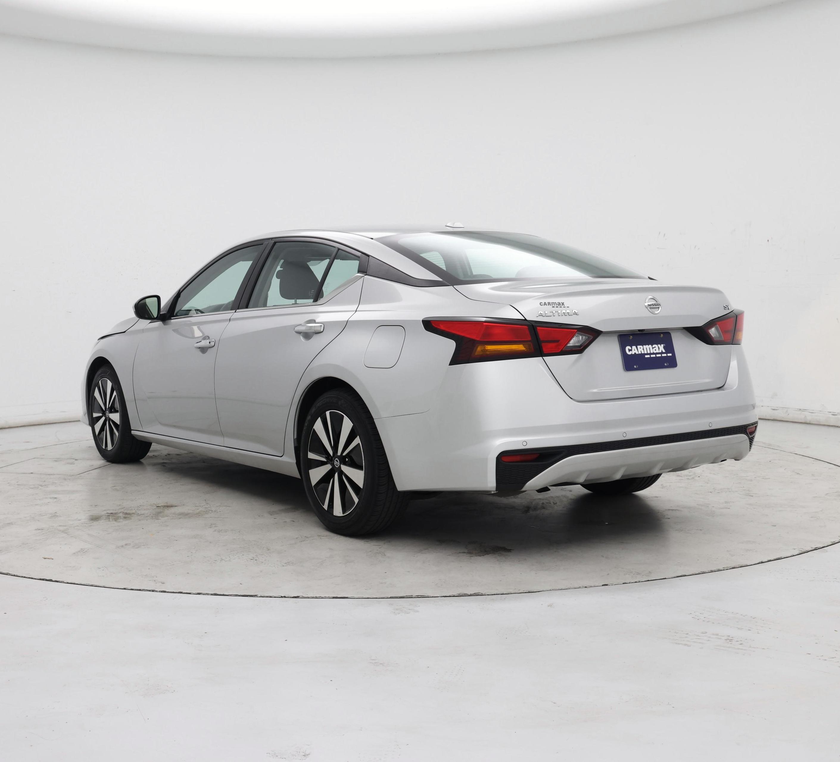Thumbnail: 2022 Nissan Altima - 2