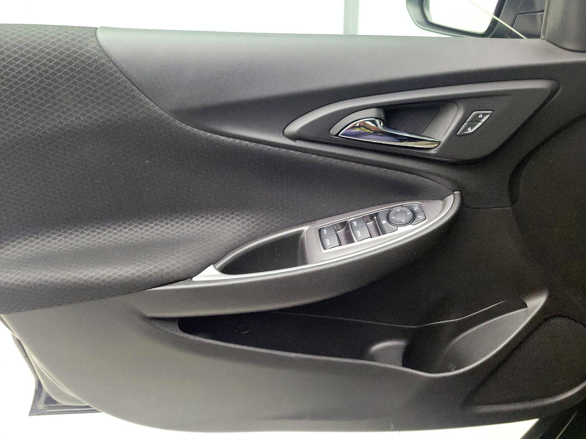 Thumbnail: 2023 Chevrolet Malibu - 12
