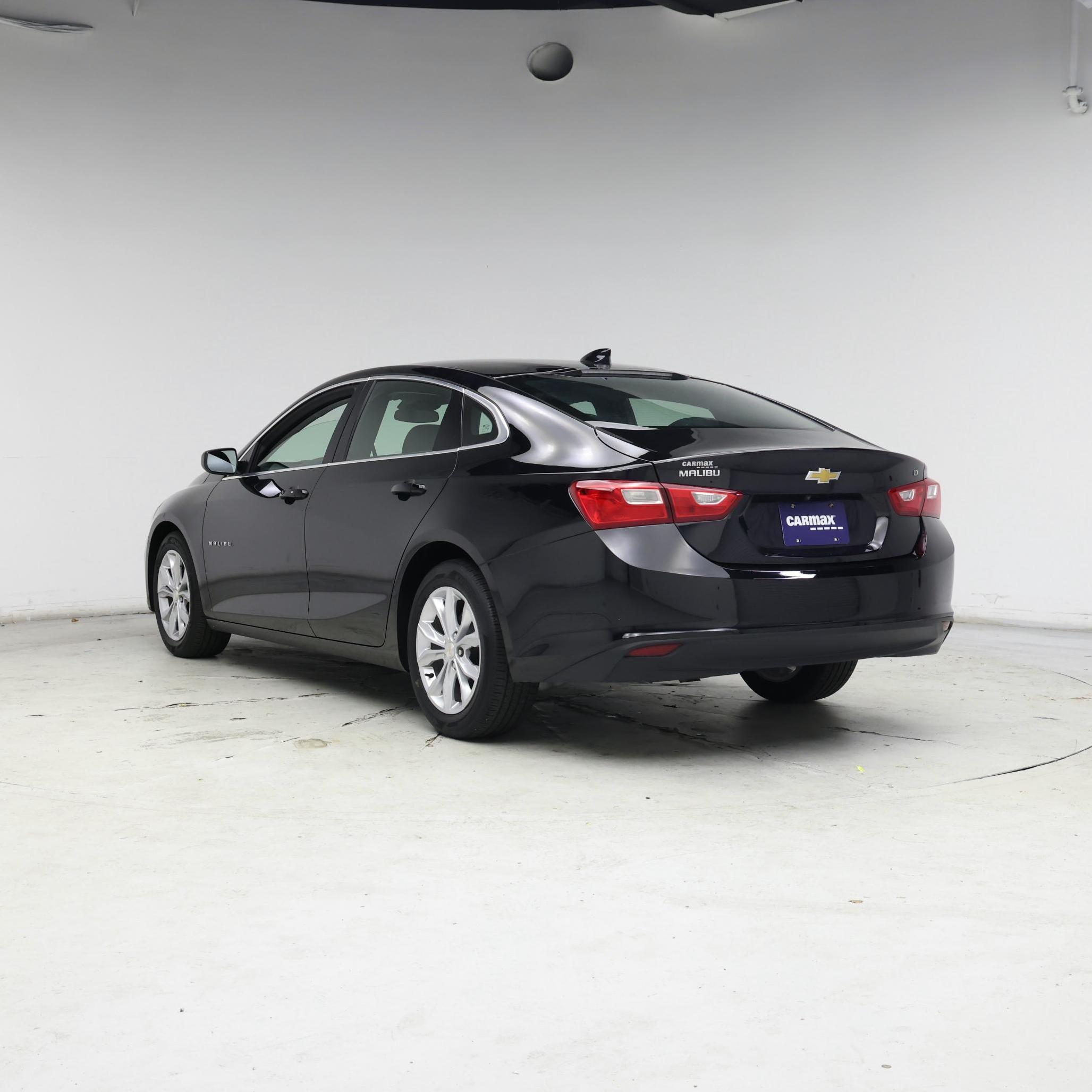 Thumbnail: 2023 Chevrolet Malibu - 2