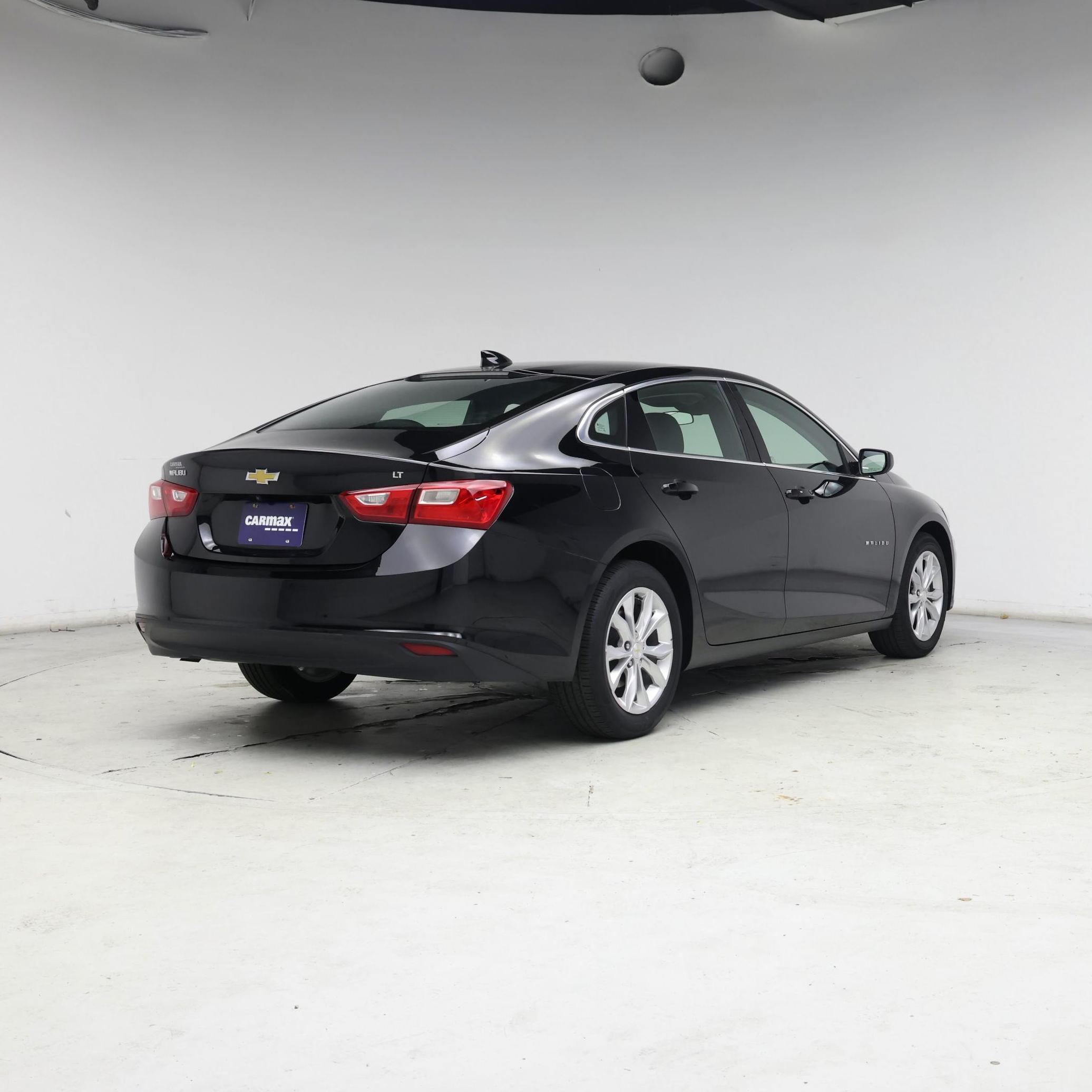 Thumbnail: 2023 Chevrolet Malibu - 8