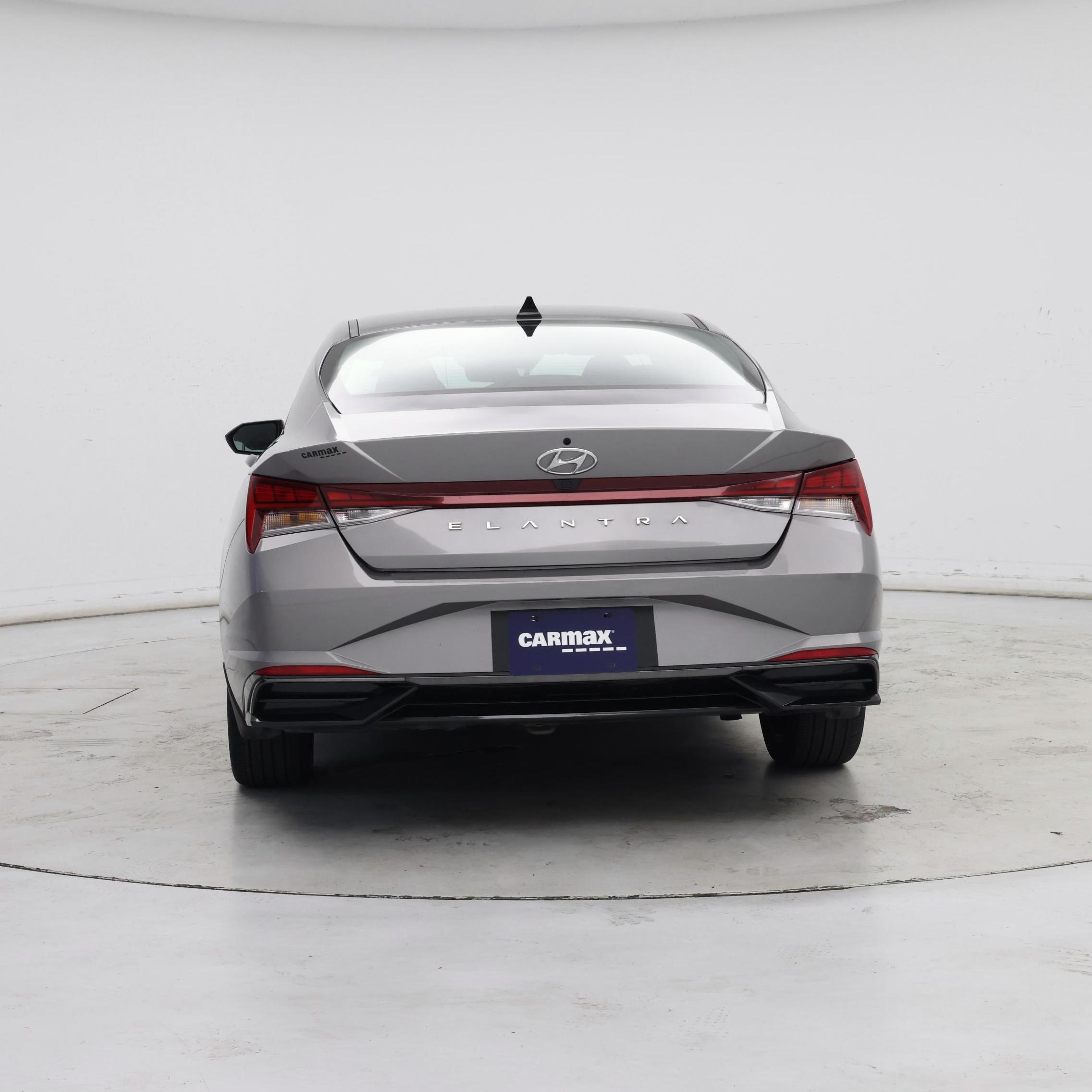 Thumbnail: 2022 Hyundai Elantra - 6