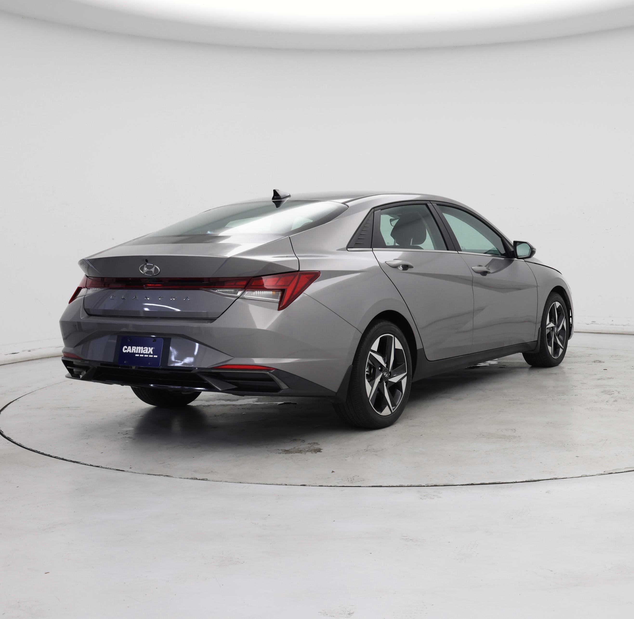 Thumbnail: 2022 Hyundai Elantra - 8