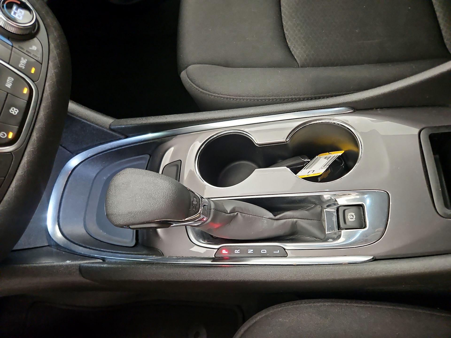 Thumbnail: 2023 Chevrolet Malibu - 17
