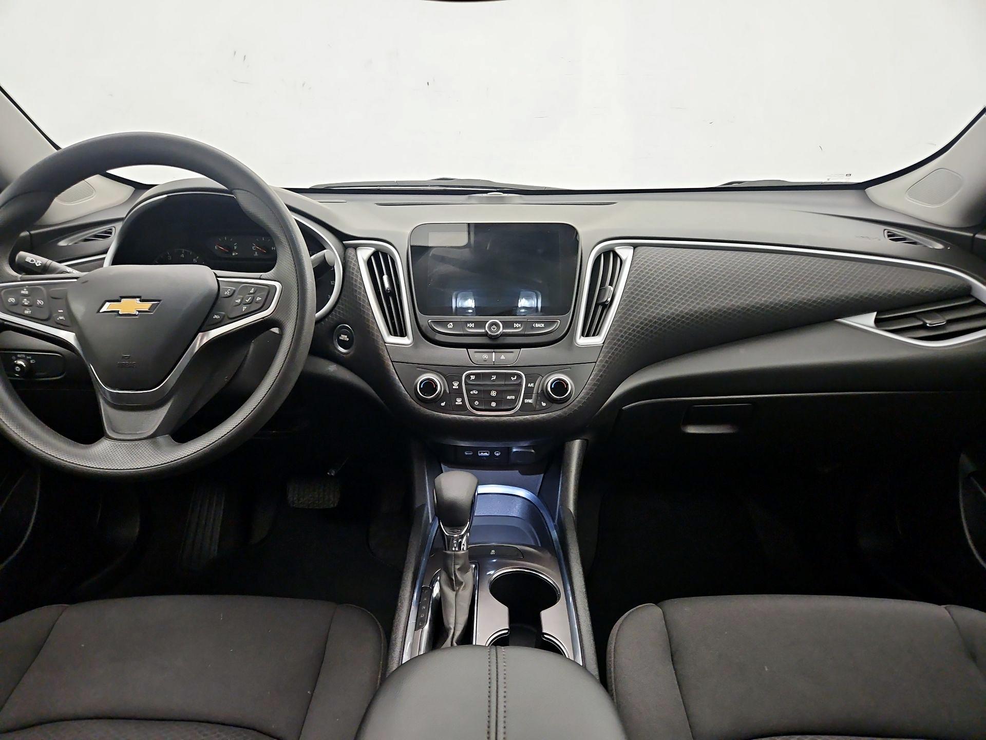 Thumbnail: 2023 Chevrolet Malibu - 9