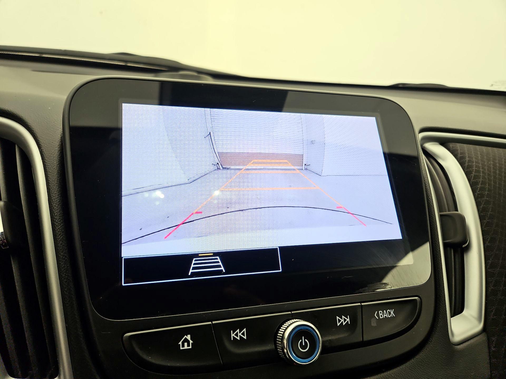 Thumbnail: 2023 Chevrolet Malibu - 14