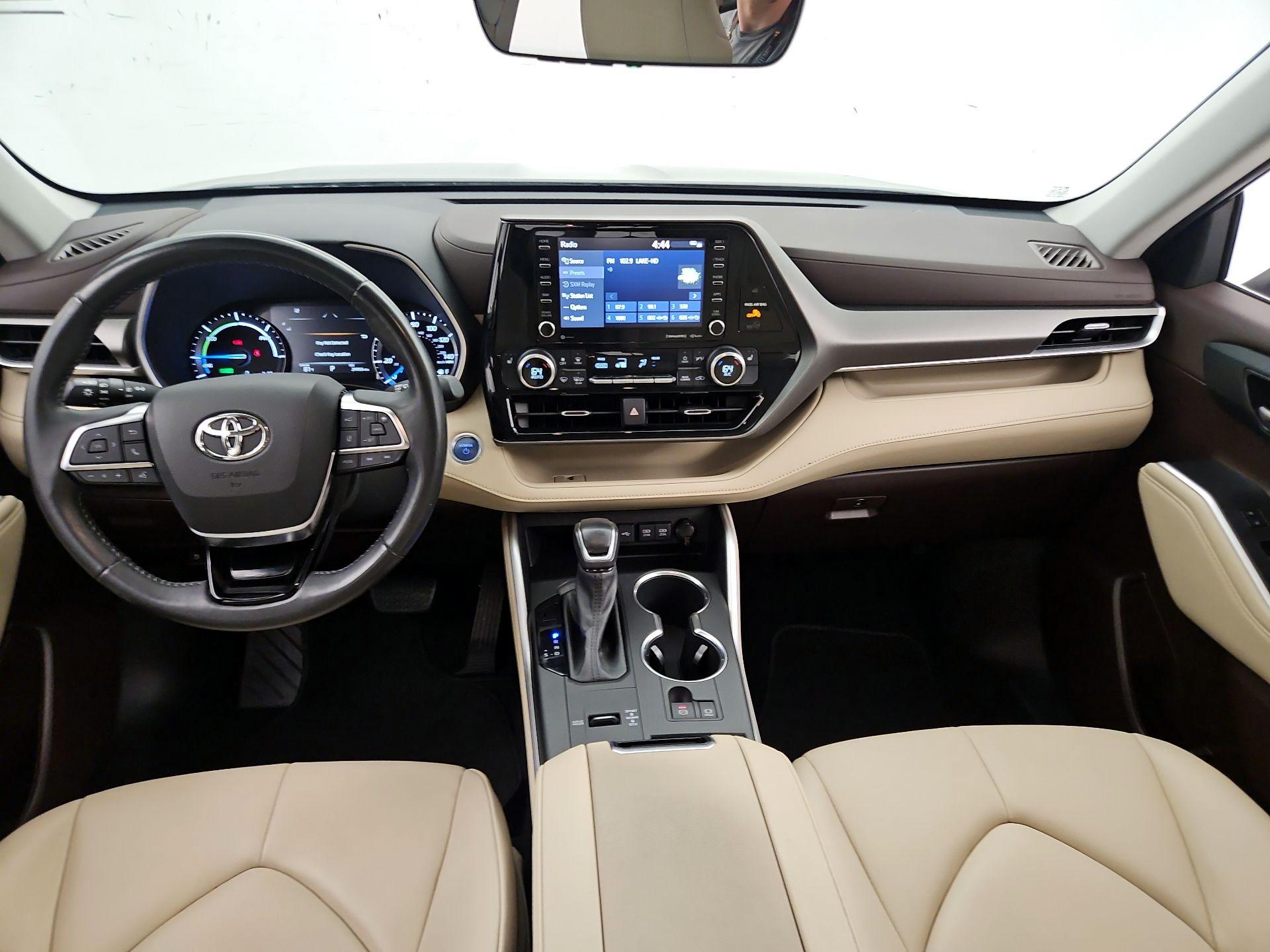 Thumbnail: 2021 Toyota Highlander - 9