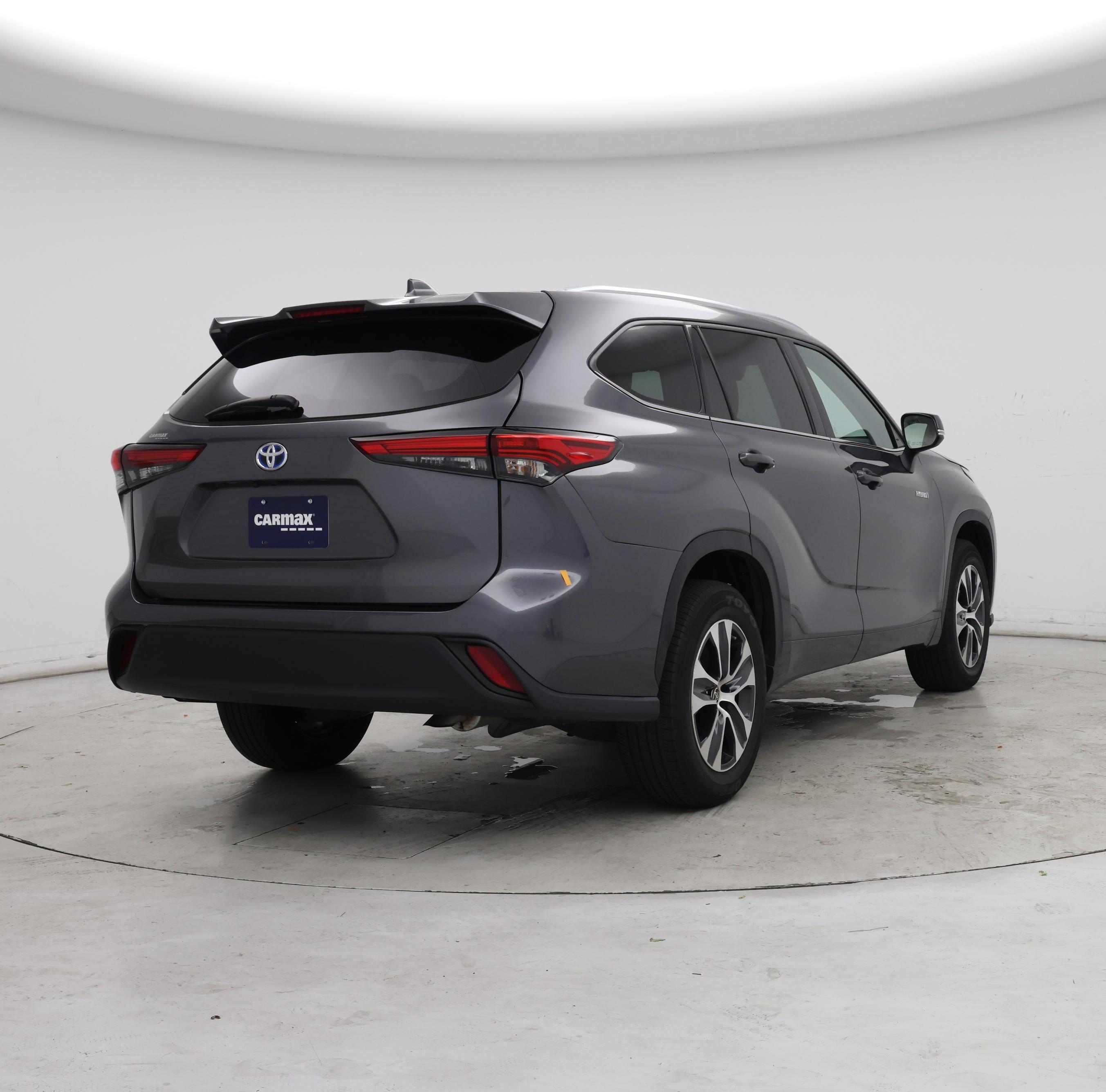 Thumbnail: 2021 Toyota Highlander - 8