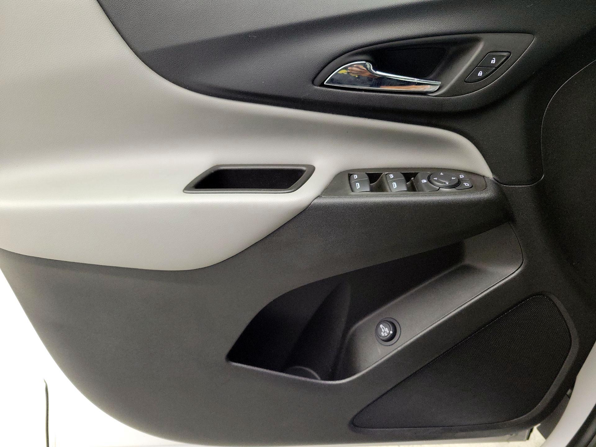 Thumbnail: 2023 Chevrolet Equinox - 12
