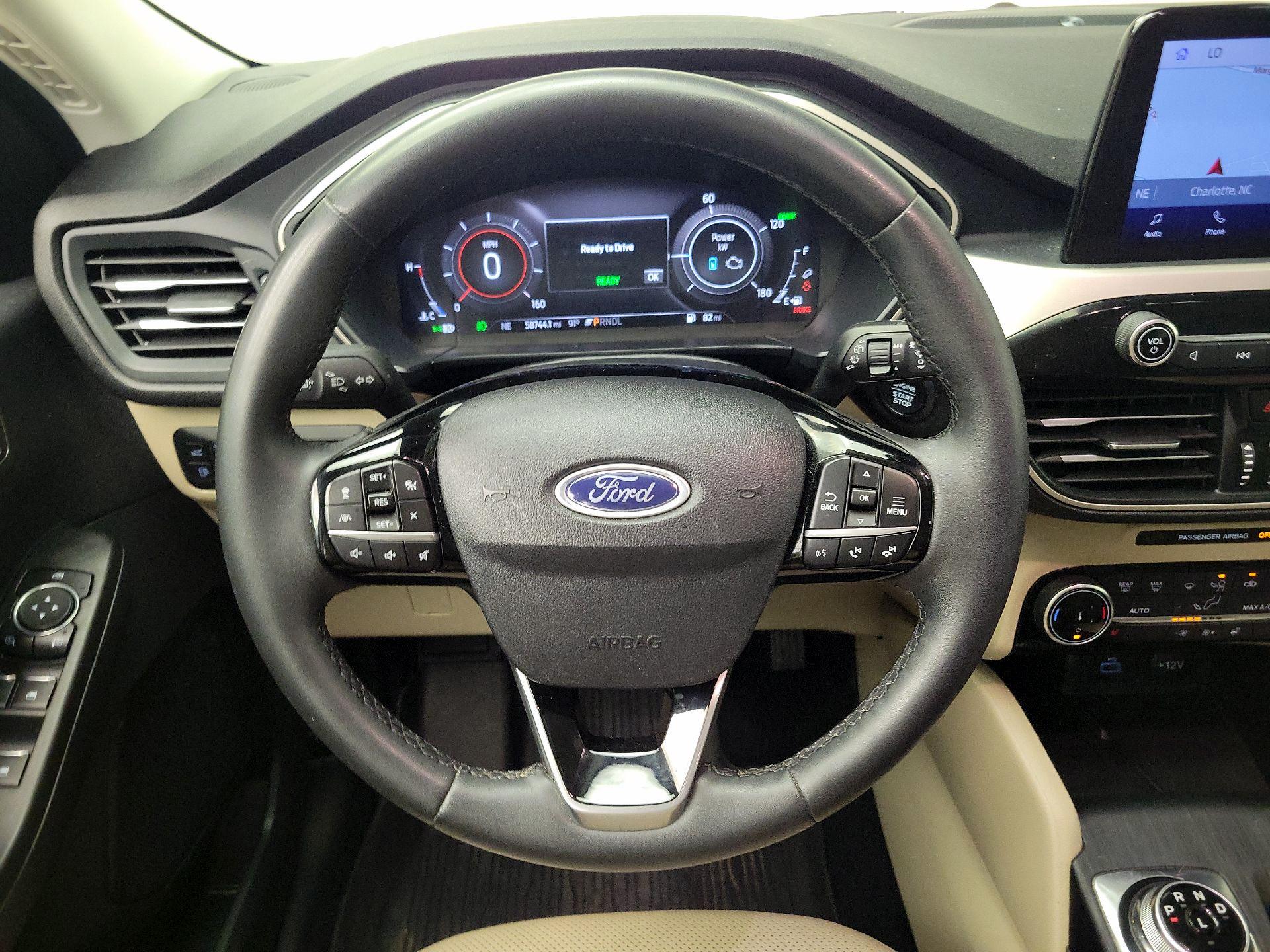 Thumbnail: 2022 Ford Escape - 10