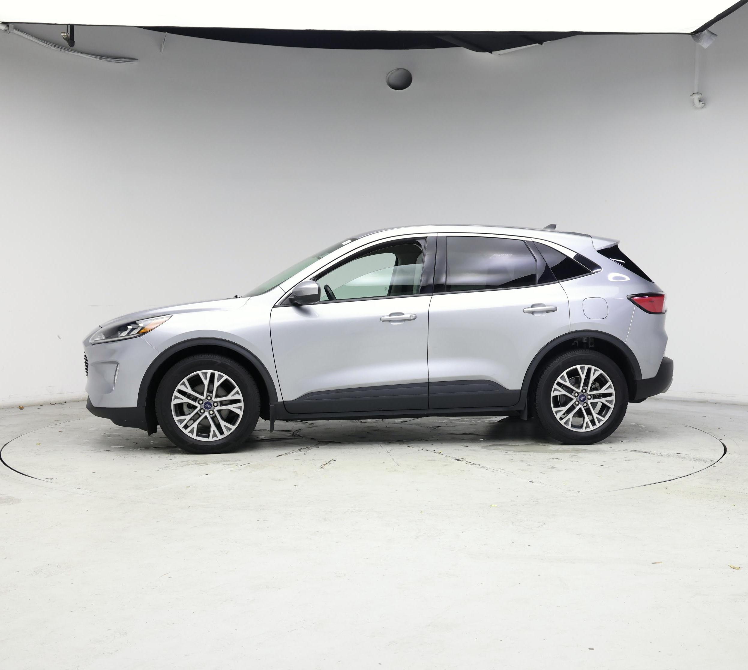 Thumbnail: 2022 Ford Escape - 3