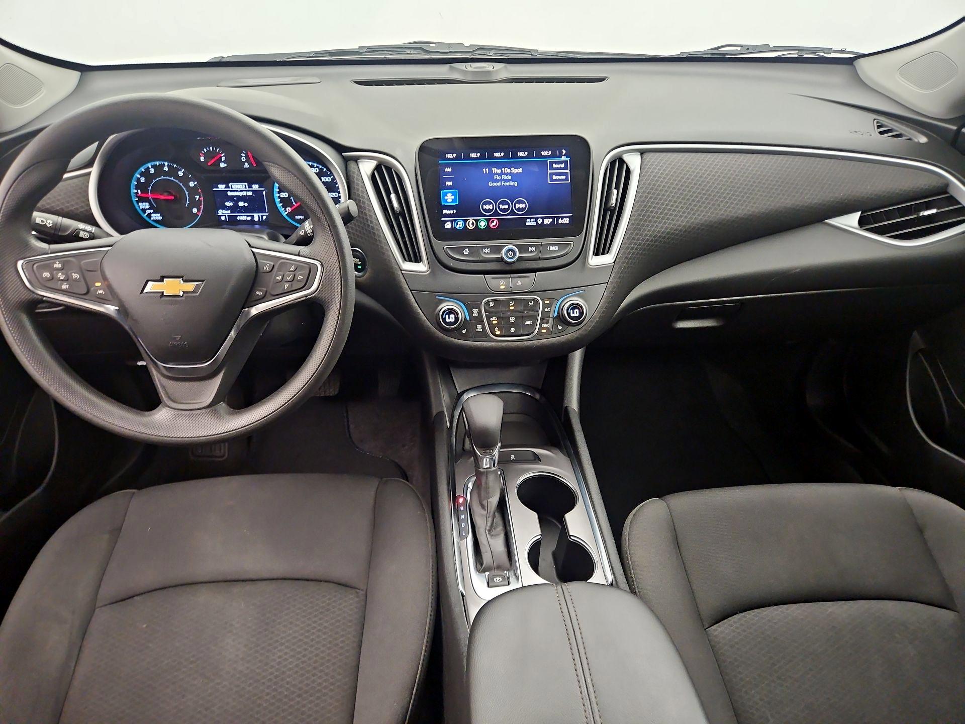 Thumbnail: 2023 Chevrolet Malibu - 9