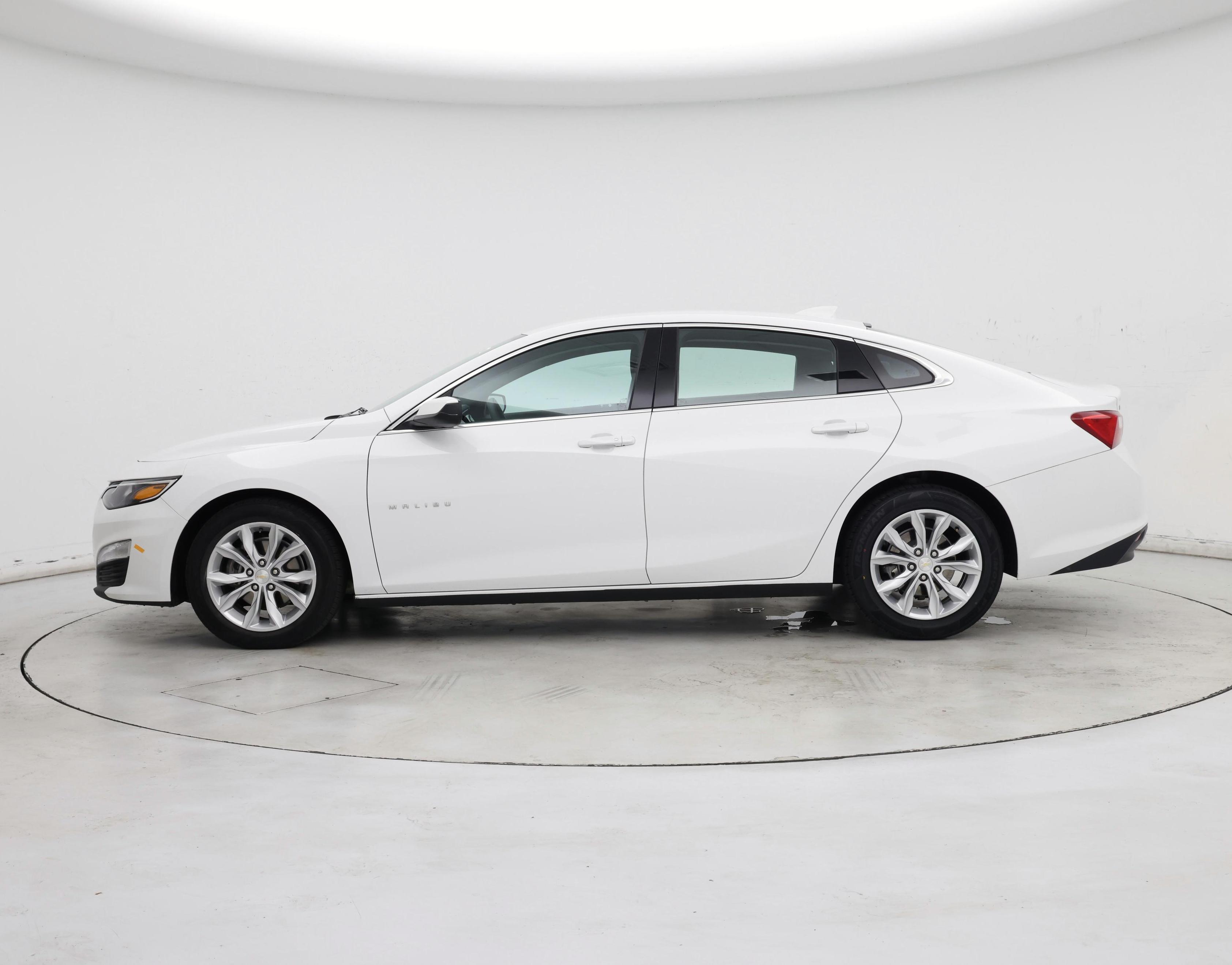 Thumbnail: 2023 Chevrolet Malibu - 3