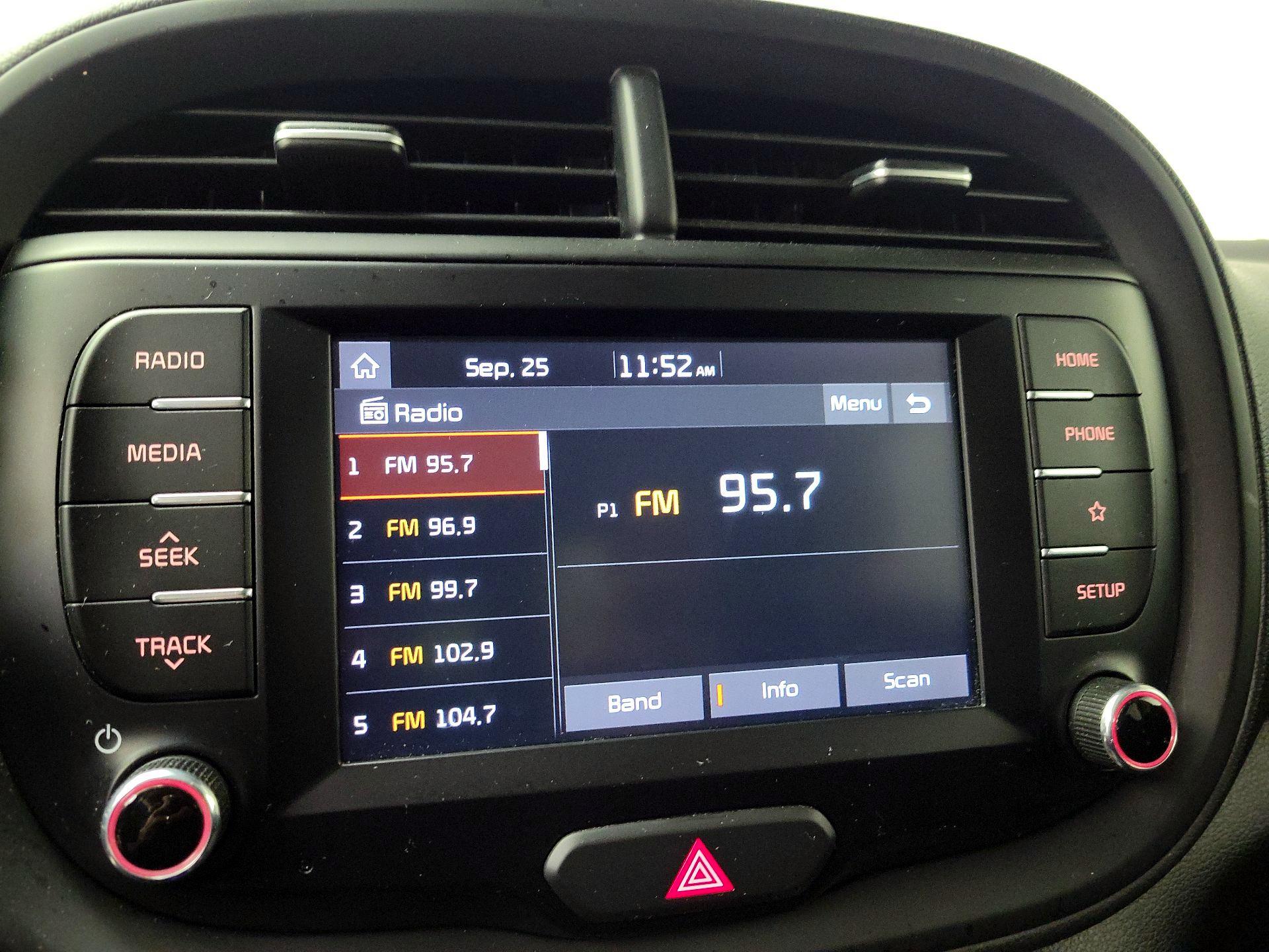 Thumbnail: 2021 Kia Soul - 15