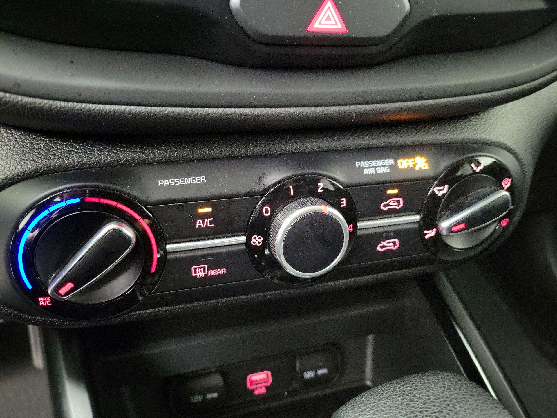 Thumbnail: 2021 Kia Soul - 16