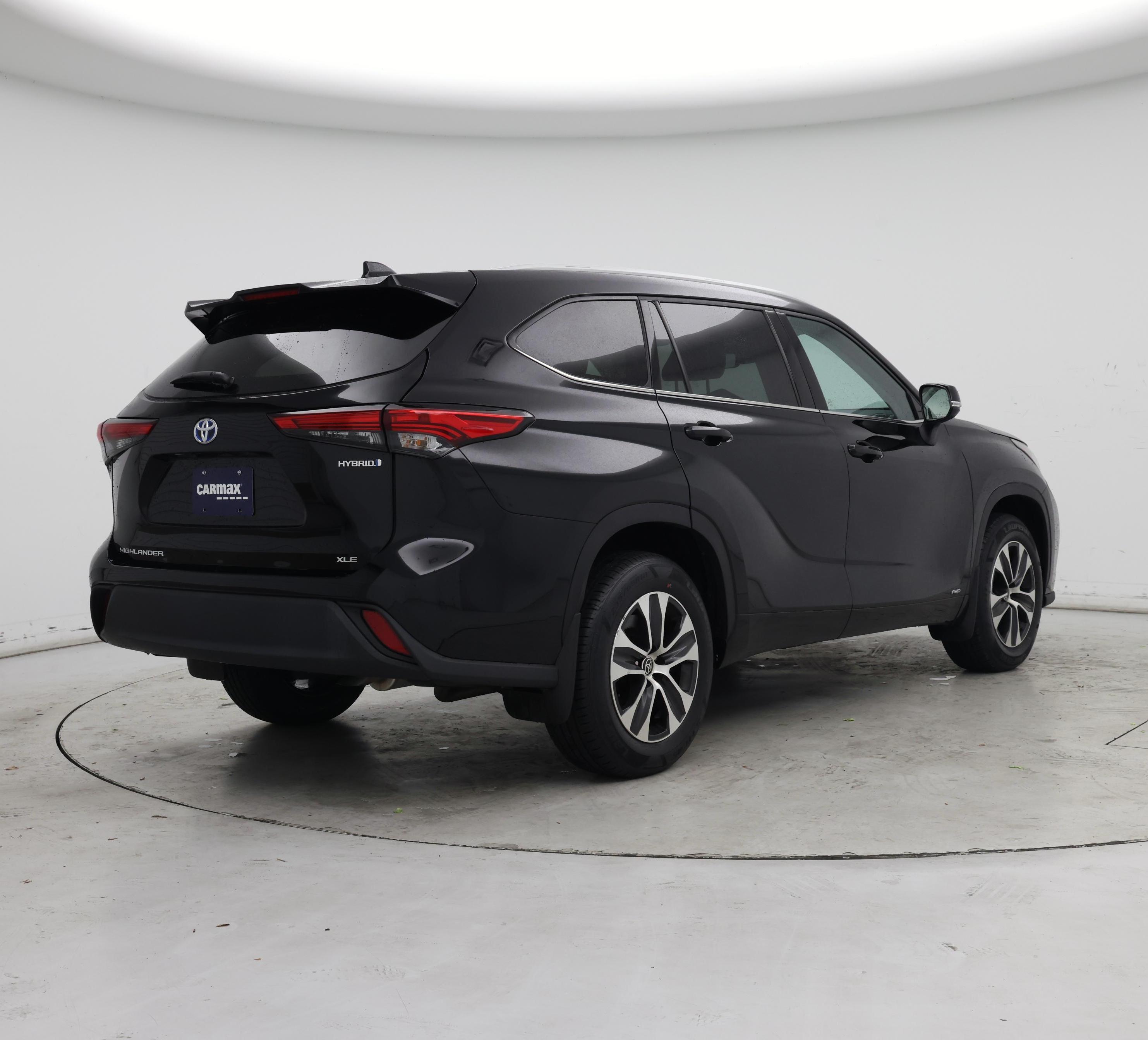 Thumbnail: 2022 Toyota Highlander - 8