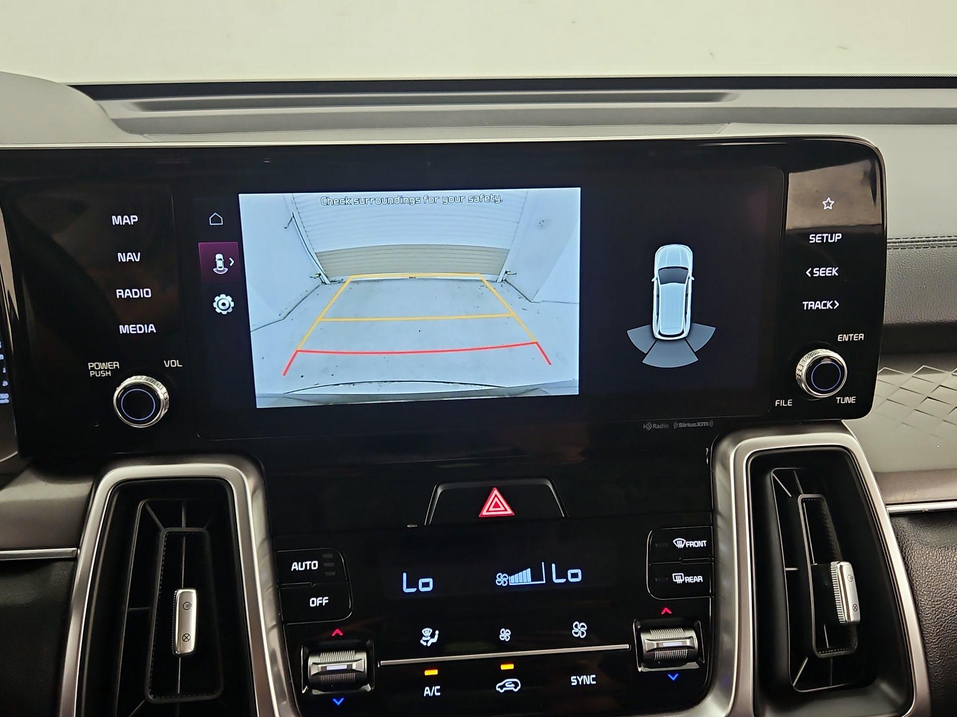 Thumbnail: 2022 Kia Sorento - 14