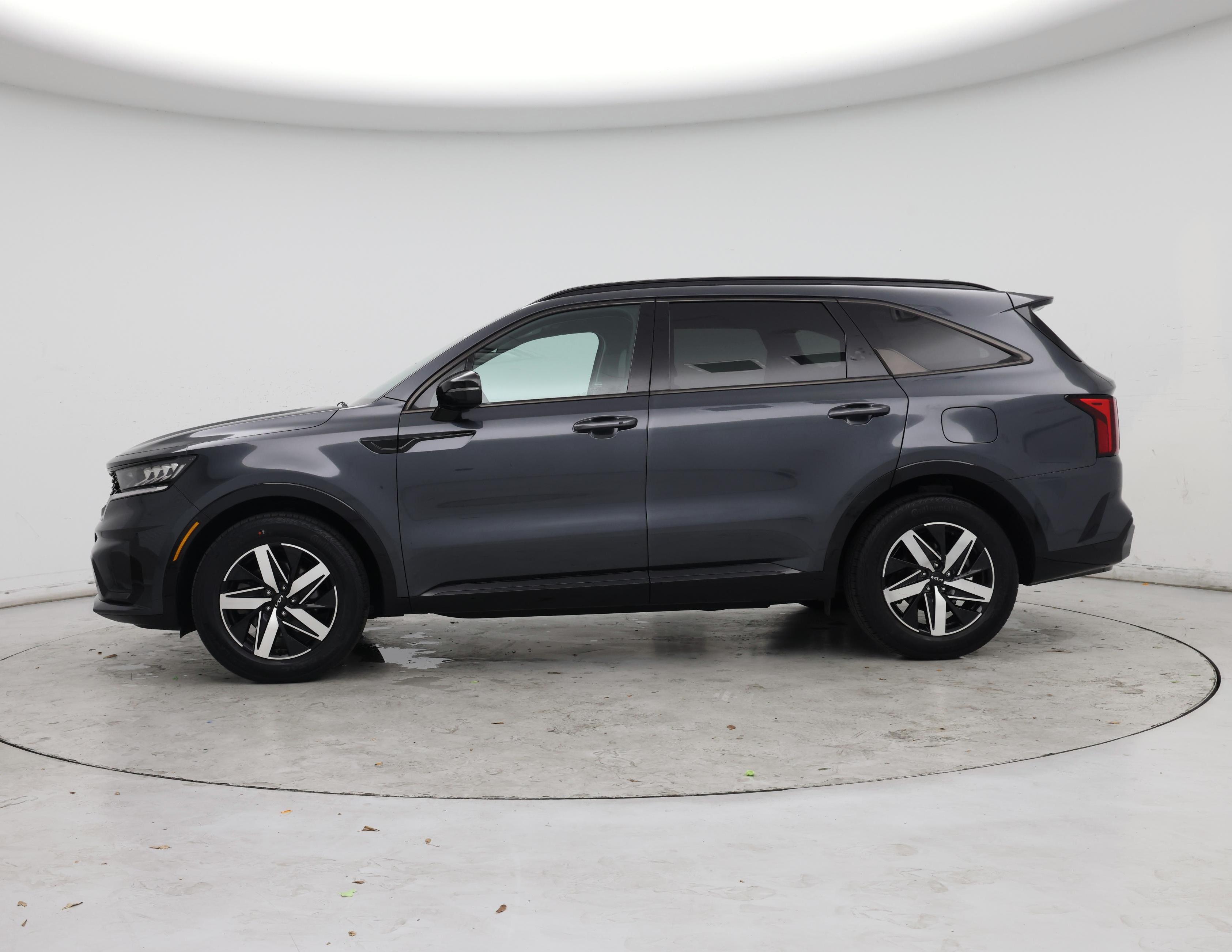 Thumbnail: 2022 Kia Sorento - 3
