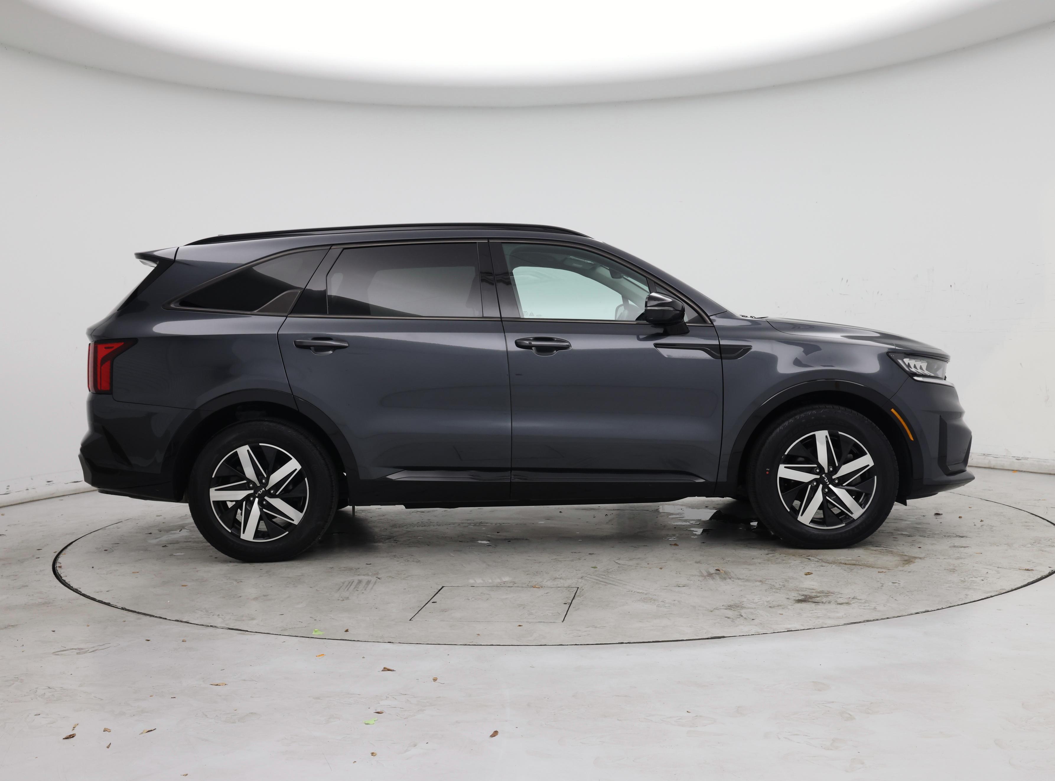 Thumbnail: 2022 Kia Sorento - 7
