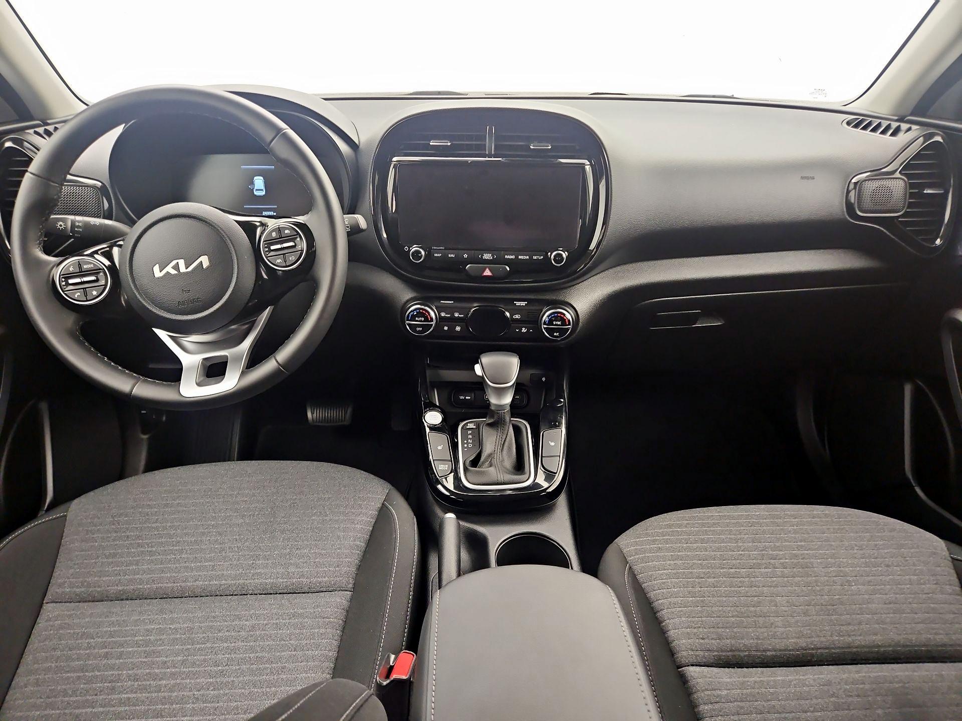 Thumbnail: 2023 Kia Soul - 9