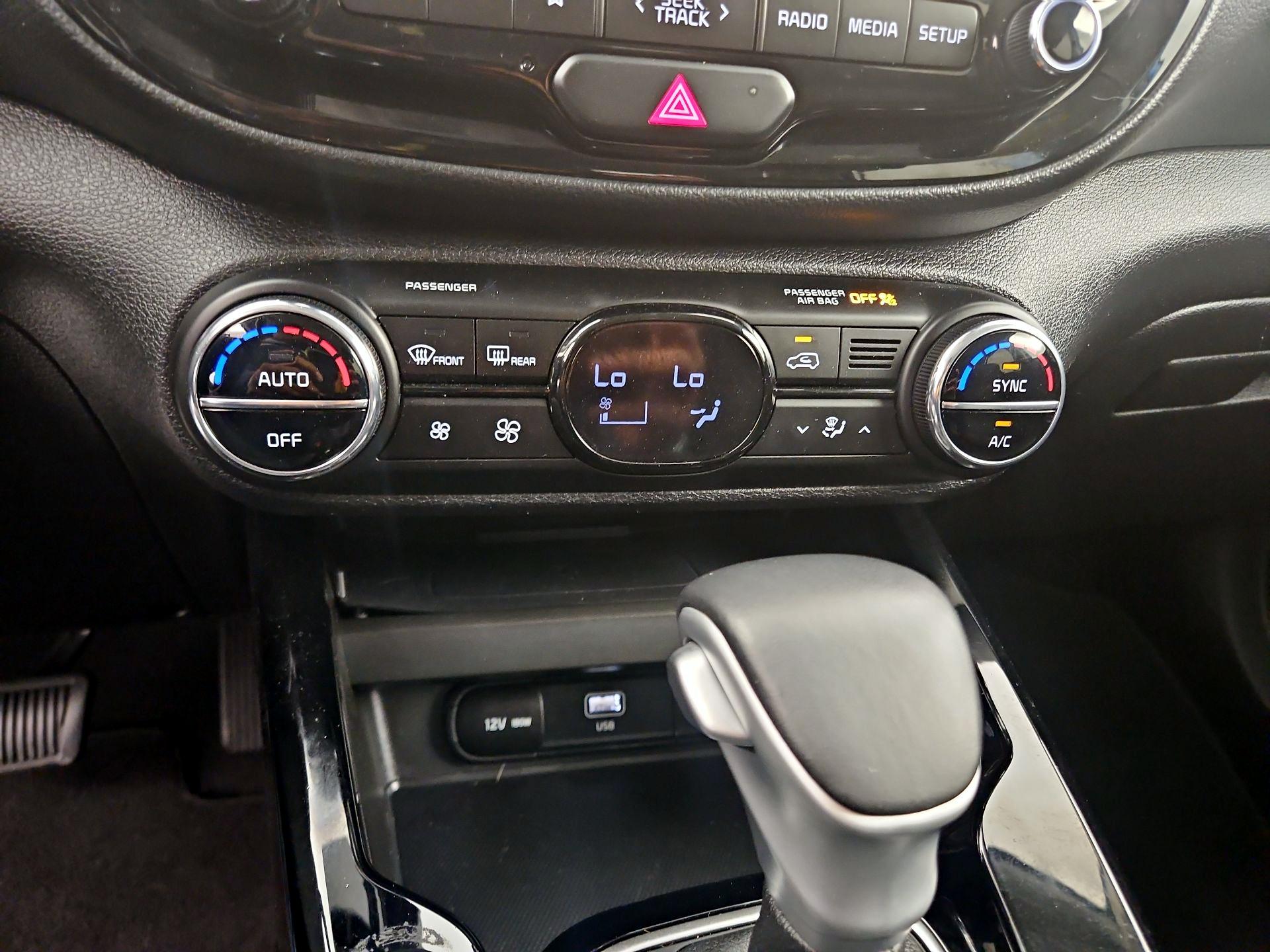Thumbnail: 2023 Kia Soul - 17