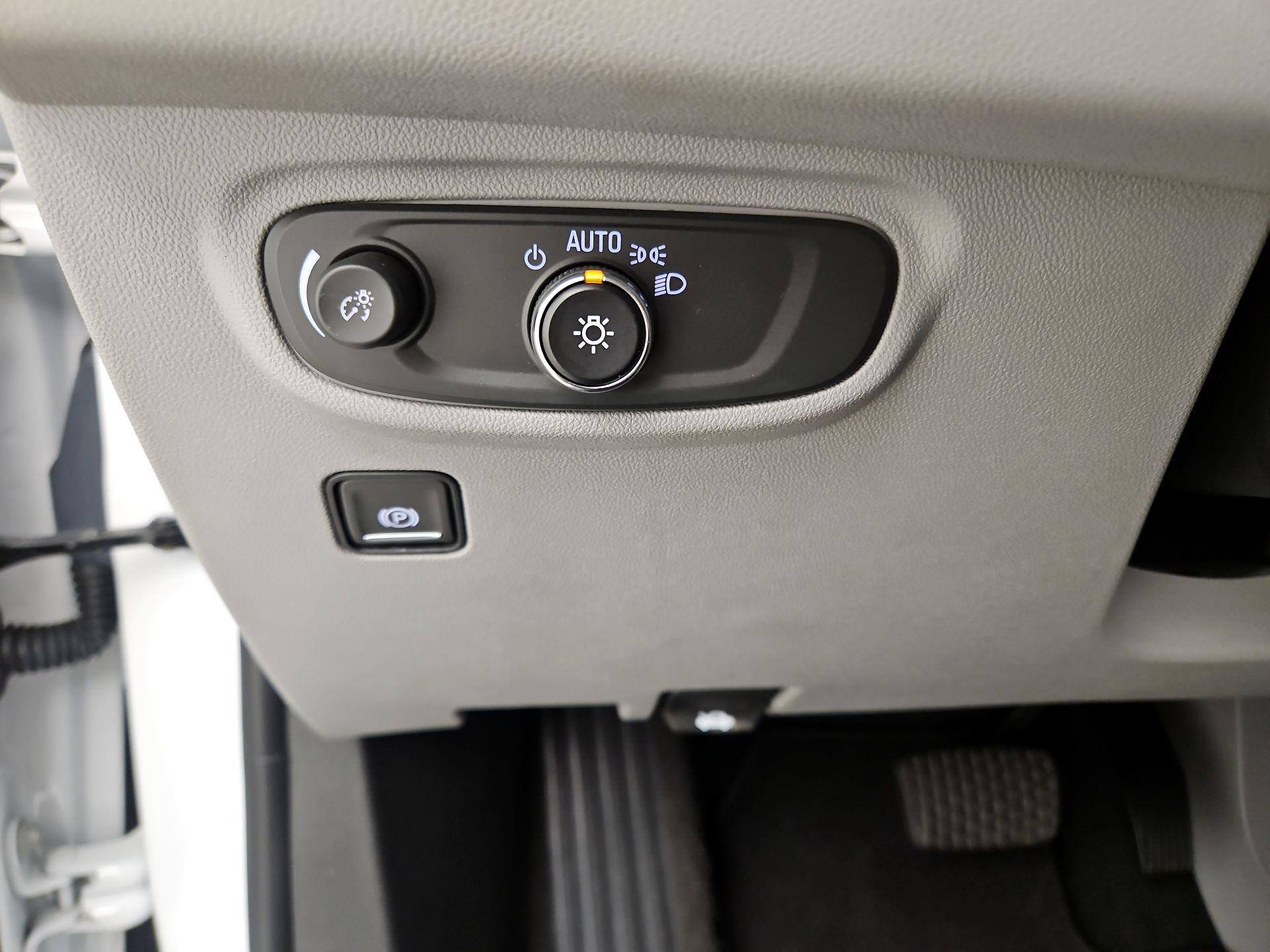 Thumbnail: 2023 GMC Terrain - 13