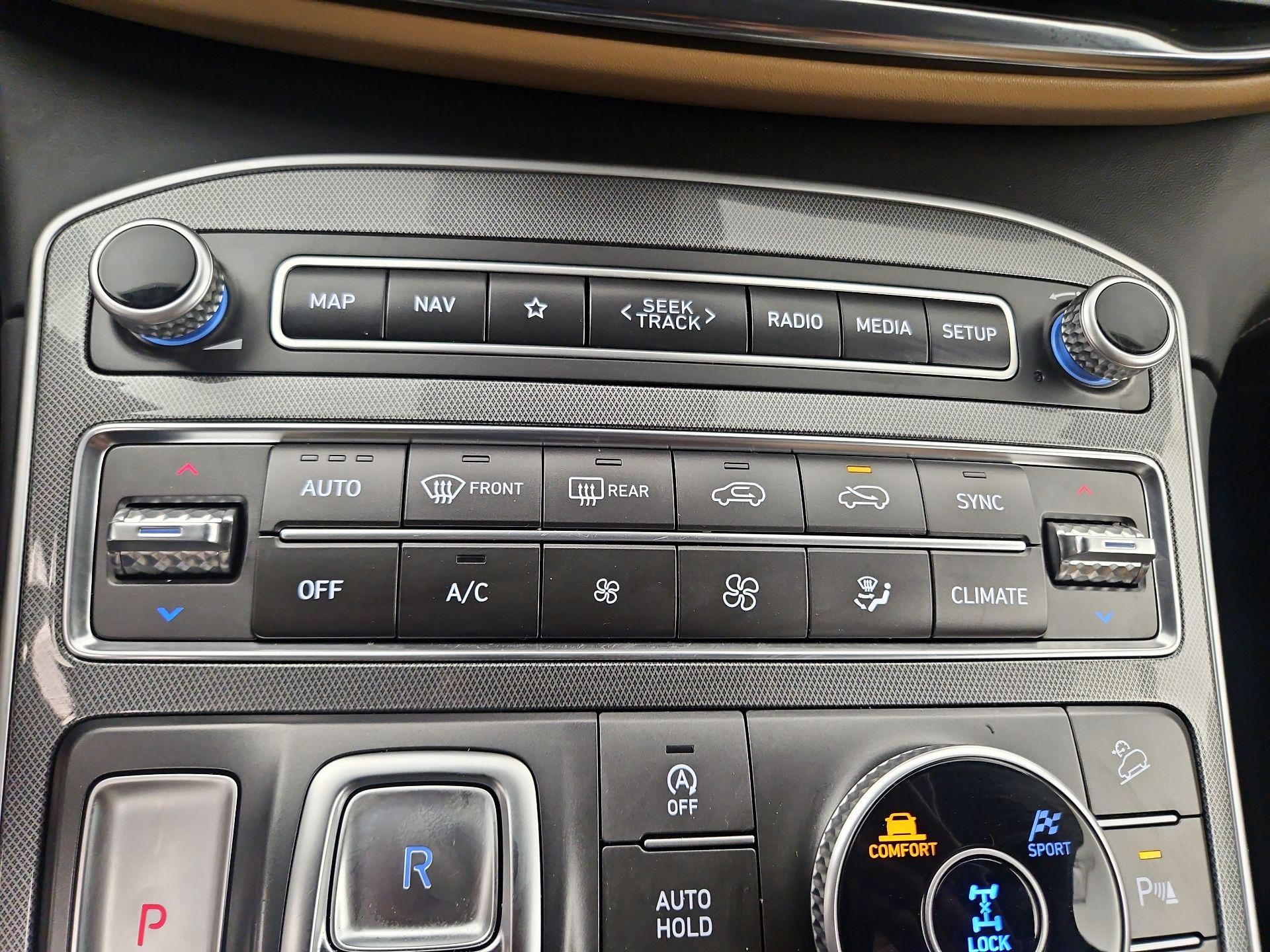 Thumbnail: 2023 Hyundai Santa Fe - 17