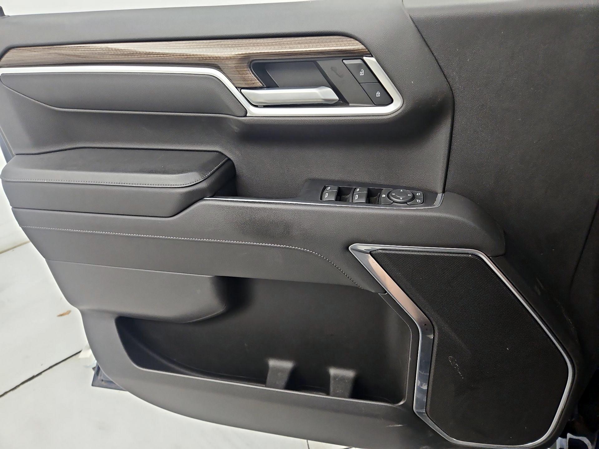 Thumbnail: 2022 Chevrolet Silverado 1500 - 12