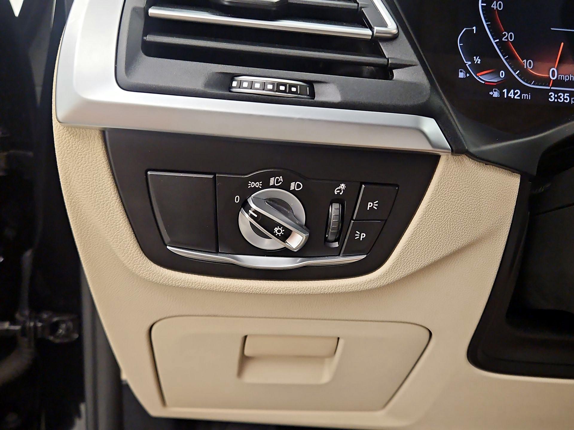 Thumbnail: 2022 BMW X3 - 13