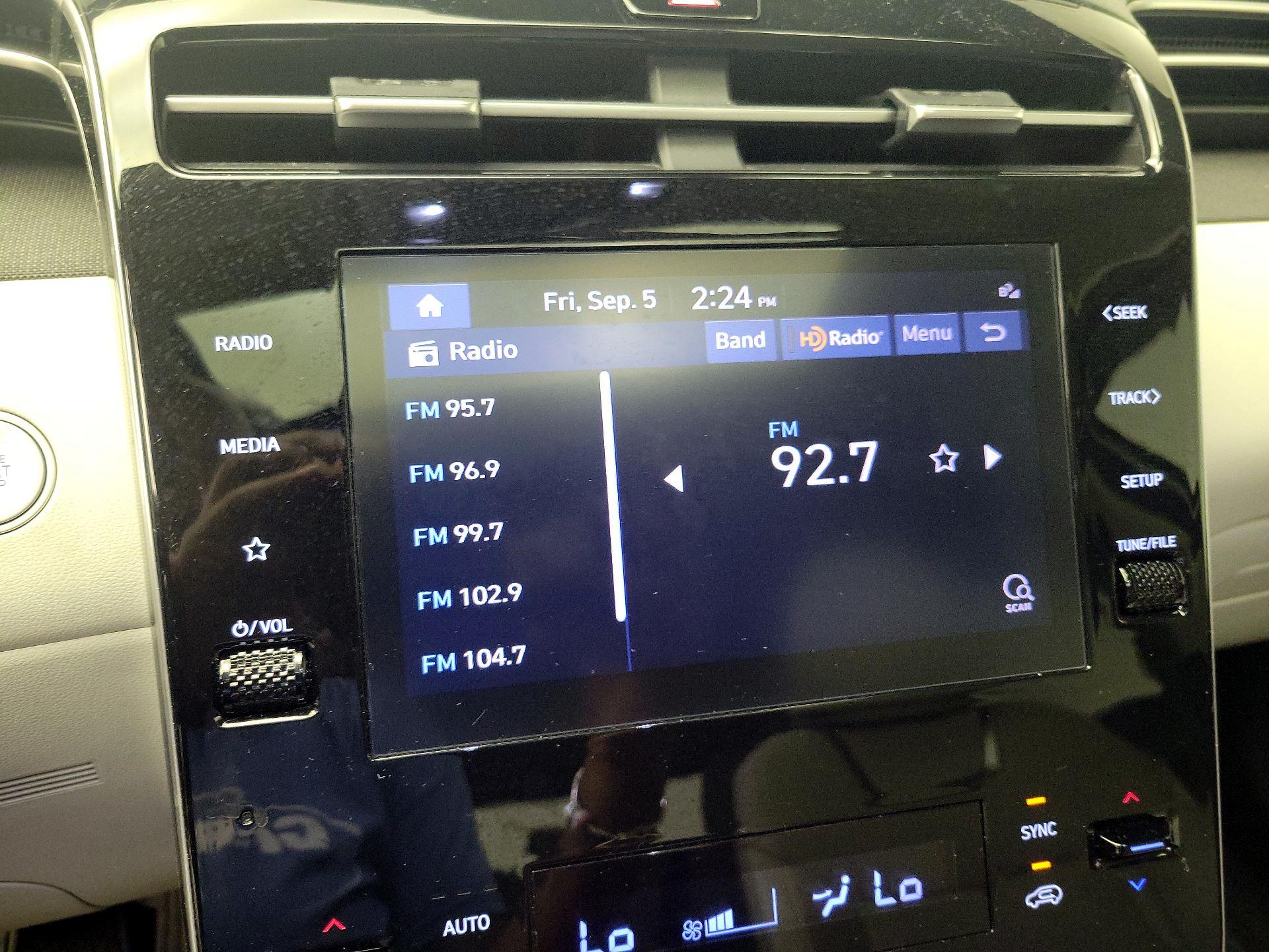 Thumbnail: 2022 Hyundai Tucson - 15
