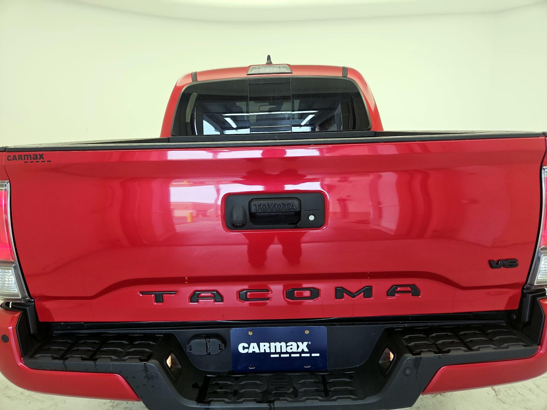 Thumbnail: 2022 Toyota Tacoma - 20