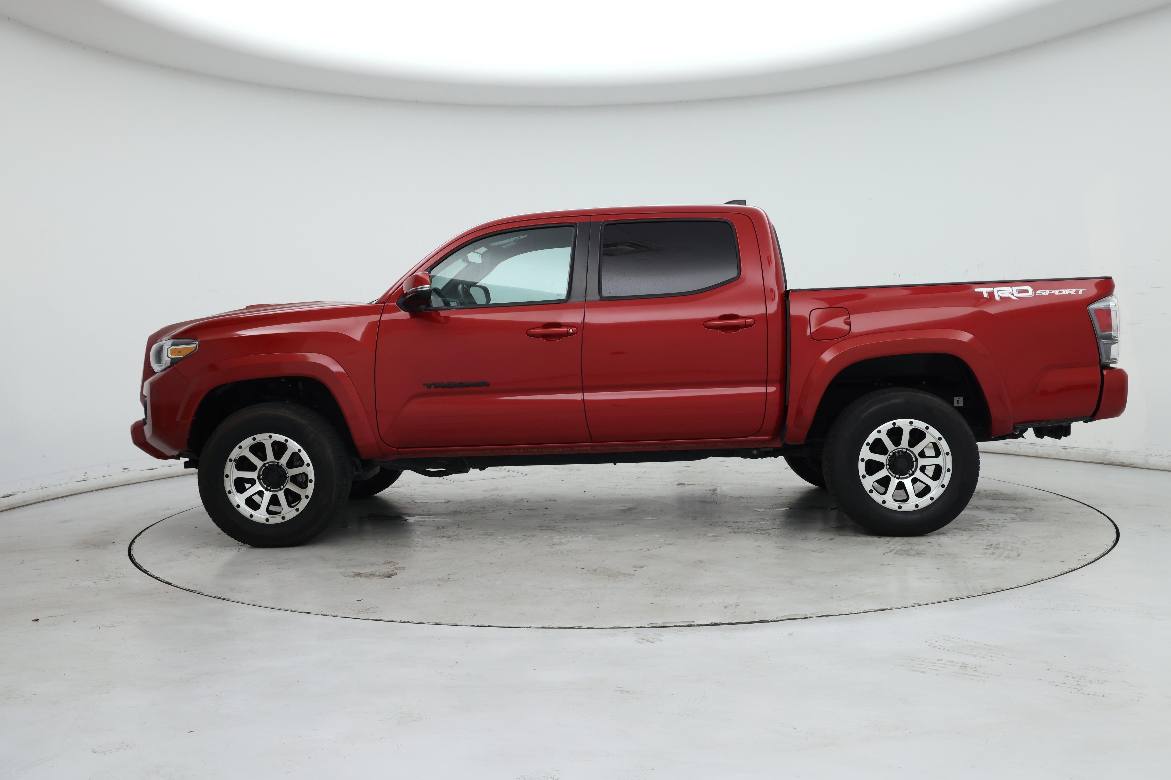 Thumbnail: 2022 Toyota Tacoma - 3