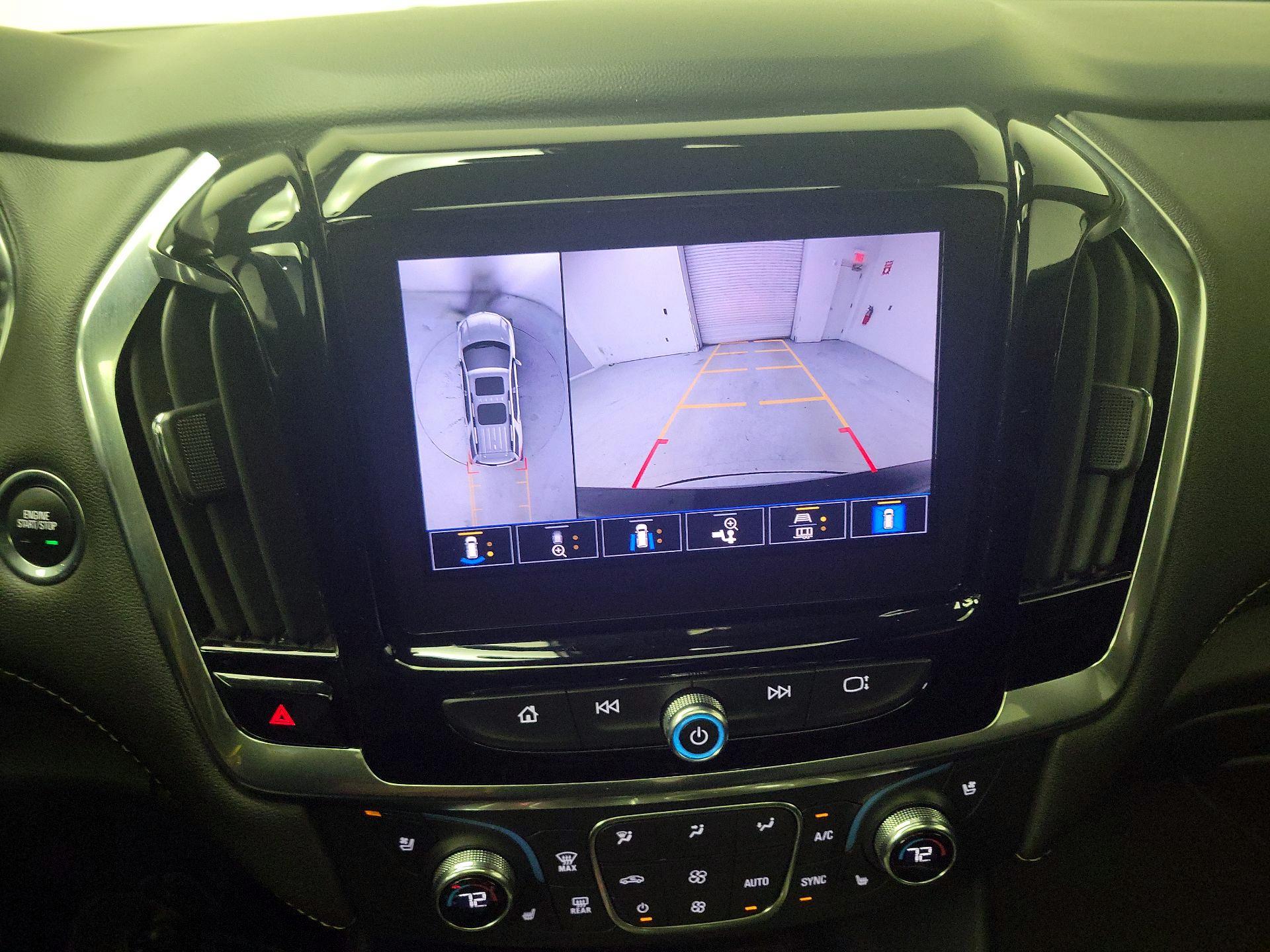 Thumbnail: 2022 Chevrolet Traverse - 15