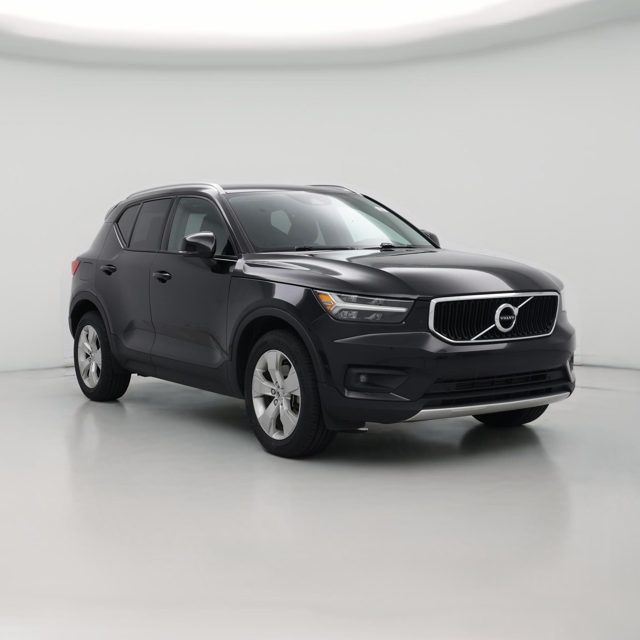 Thumbnail: 2022 Volvo XC40 - 1