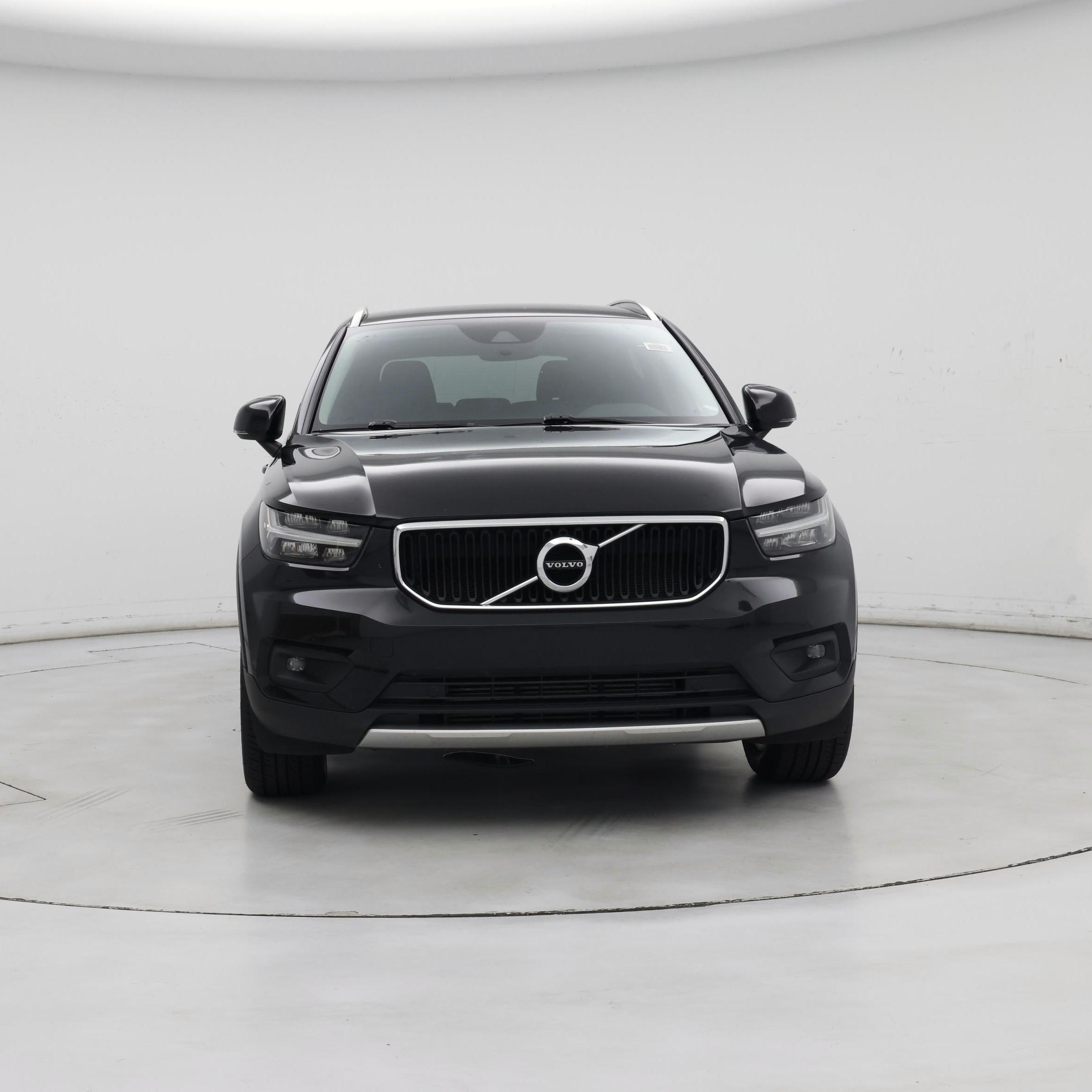 Thumbnail: 2022 Volvo XC40 - 5
