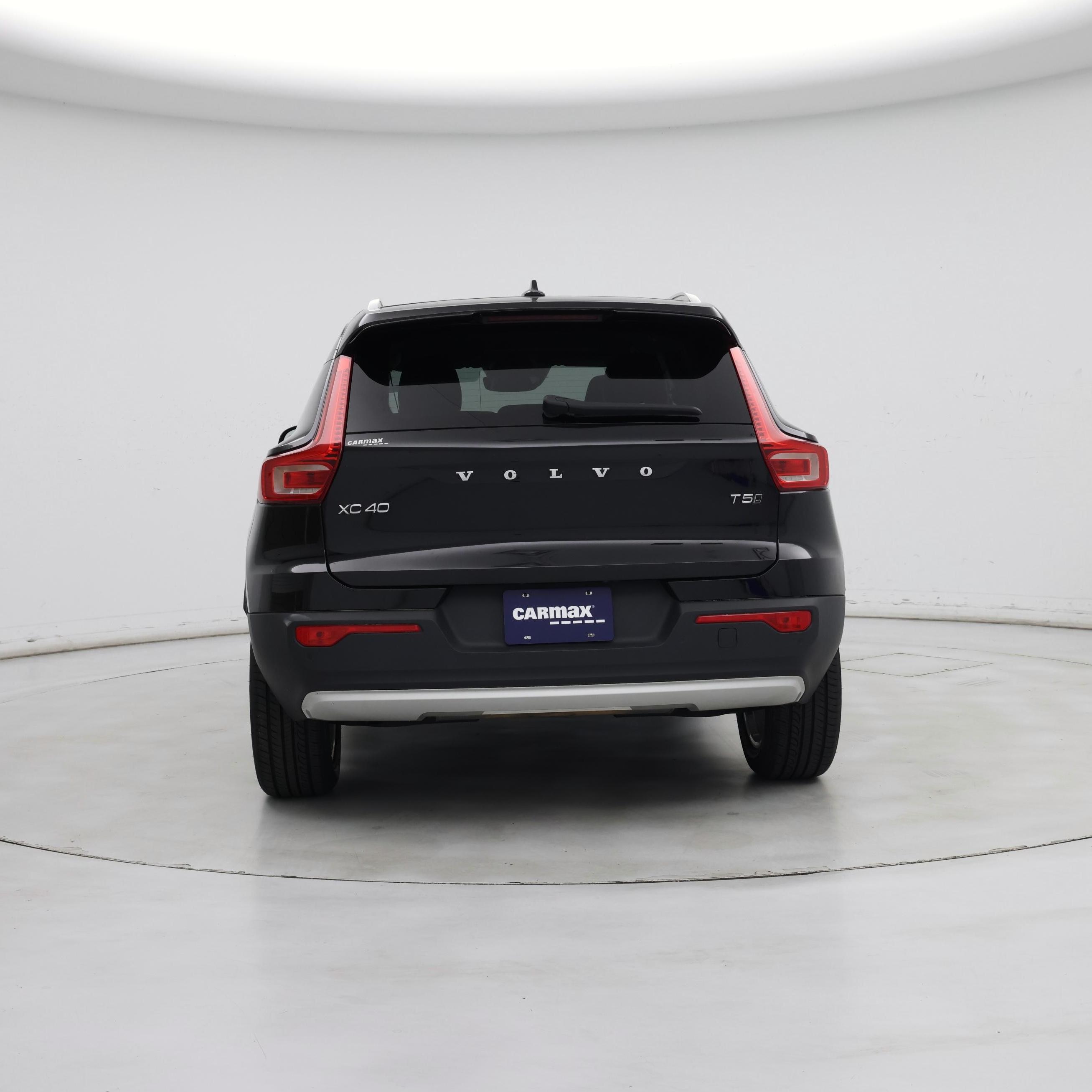 Thumbnail: 2022 Volvo XC40 - 6