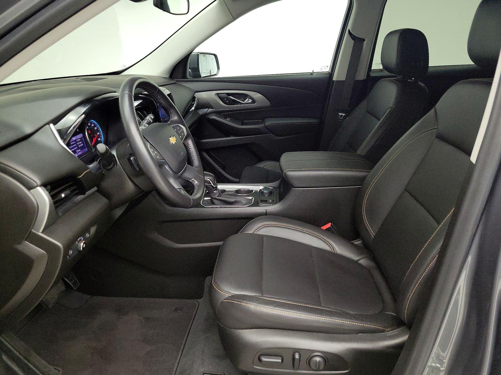 Thumbnail: 2021 Chevrolet Traverse - 11