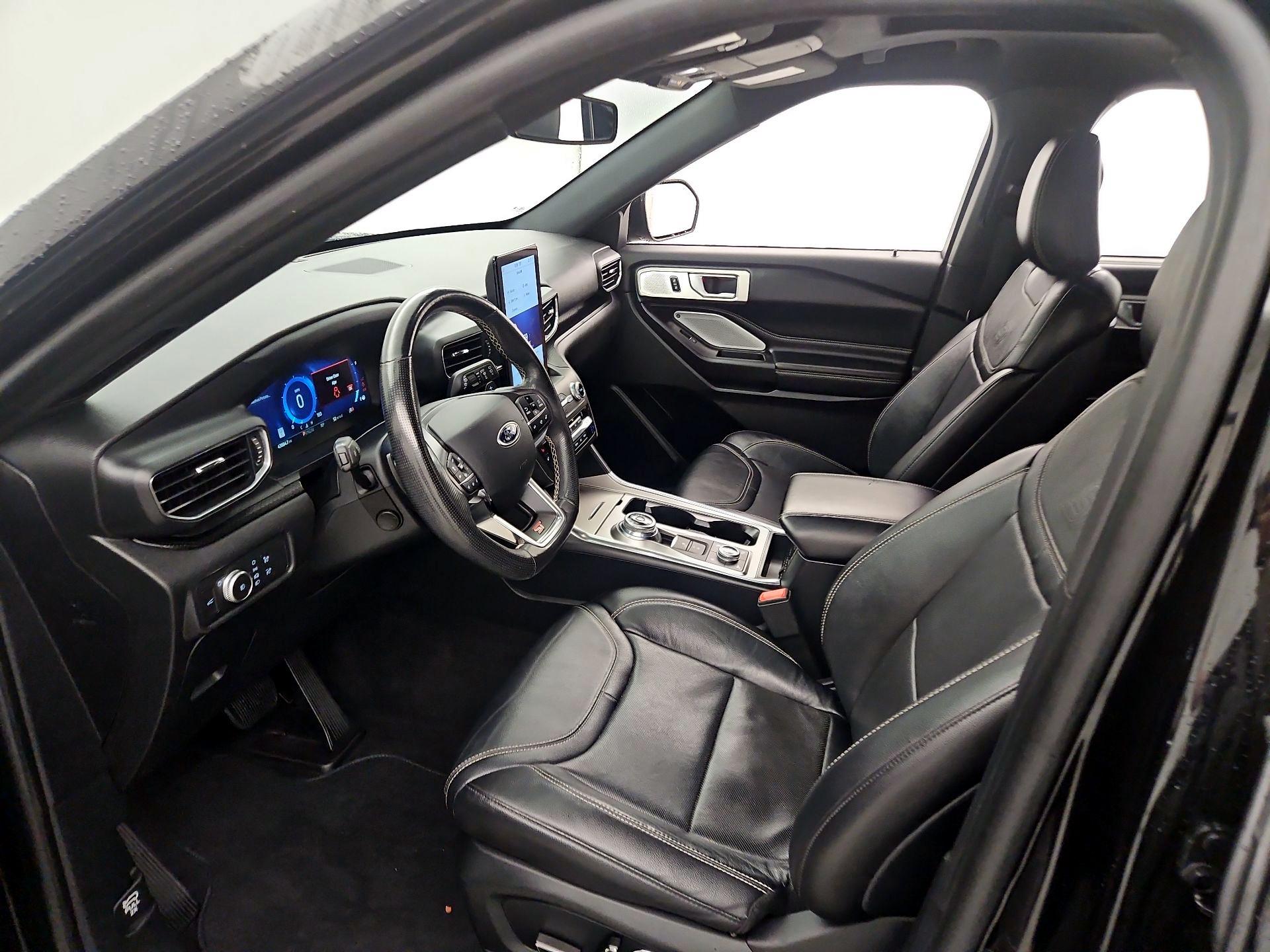 Thumbnail: 2020 Ford Explorer - 11