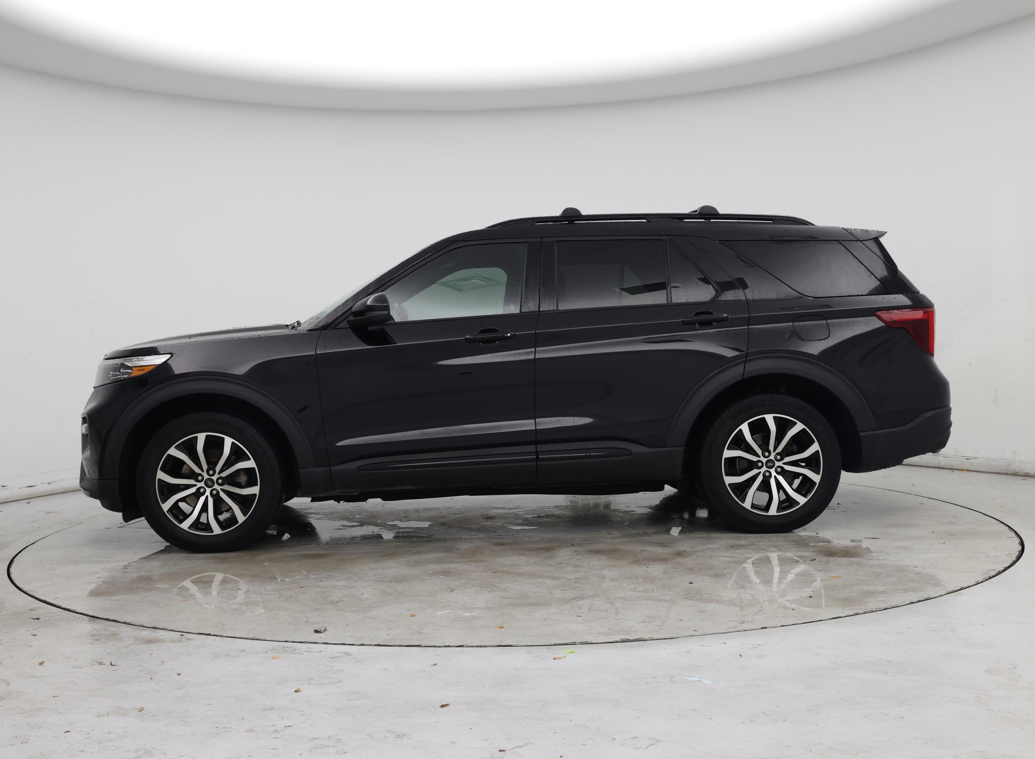 Thumbnail: 2020 Ford Explorer - 3
