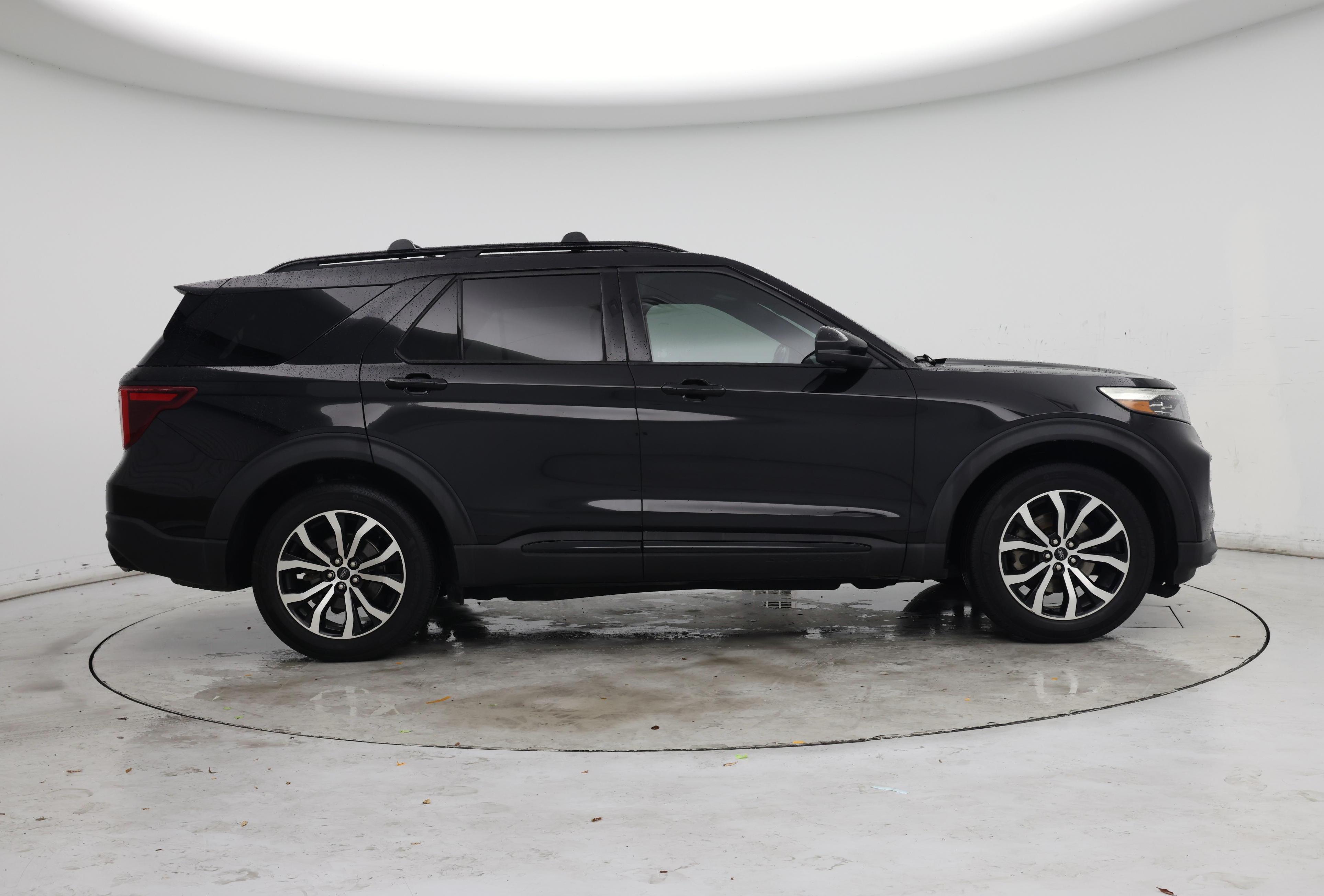 Thumbnail: 2020 Ford Explorer - 7