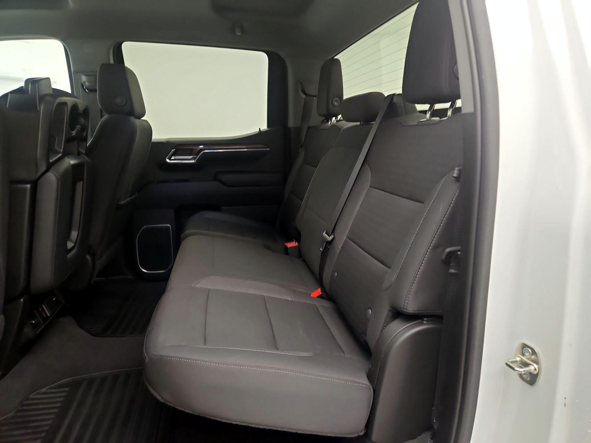 Thumbnail: 2023 Chevrolet Silverado 1500 - 19