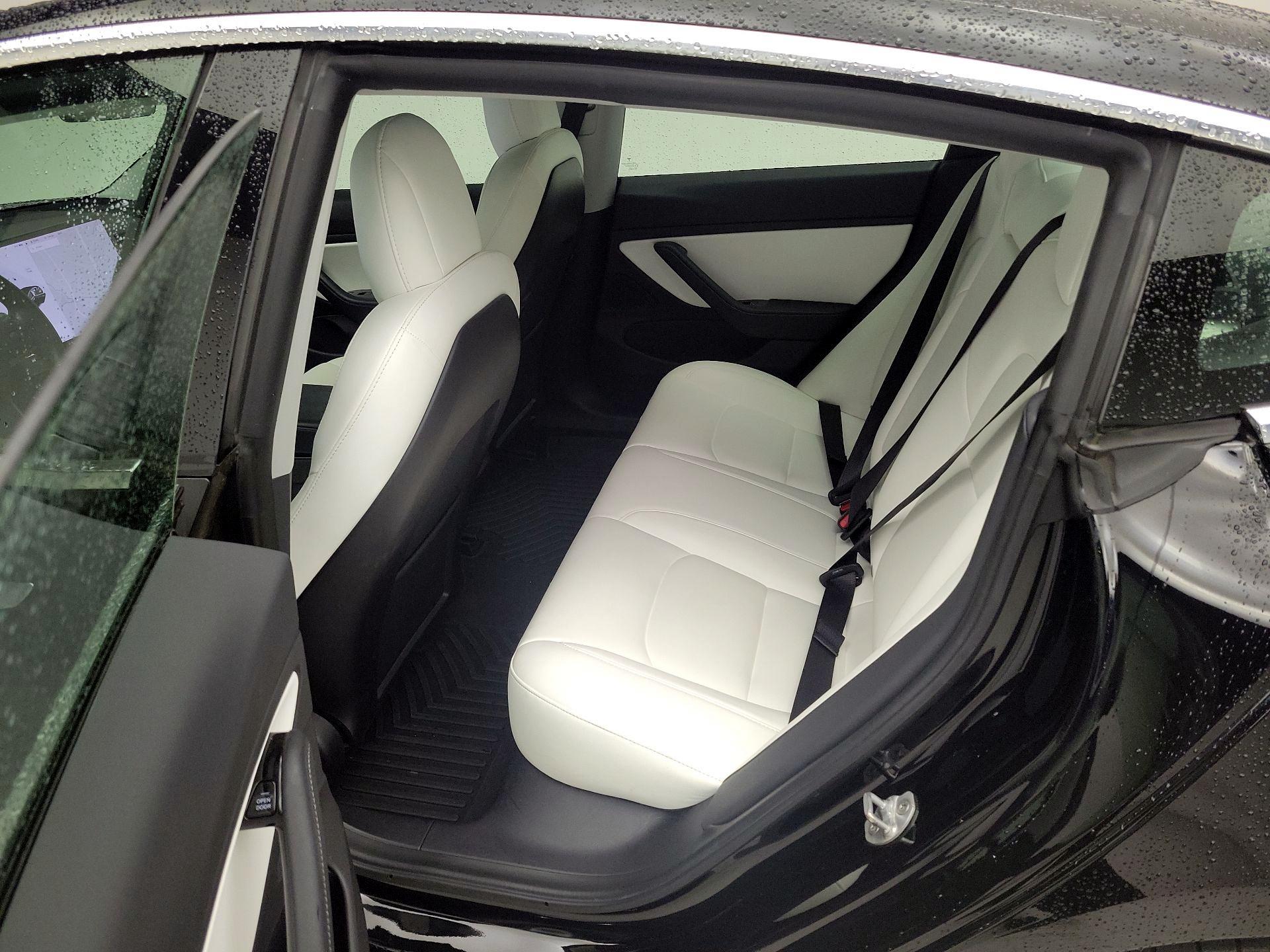 Thumbnail: 2019 Tesla Model 3 - 20