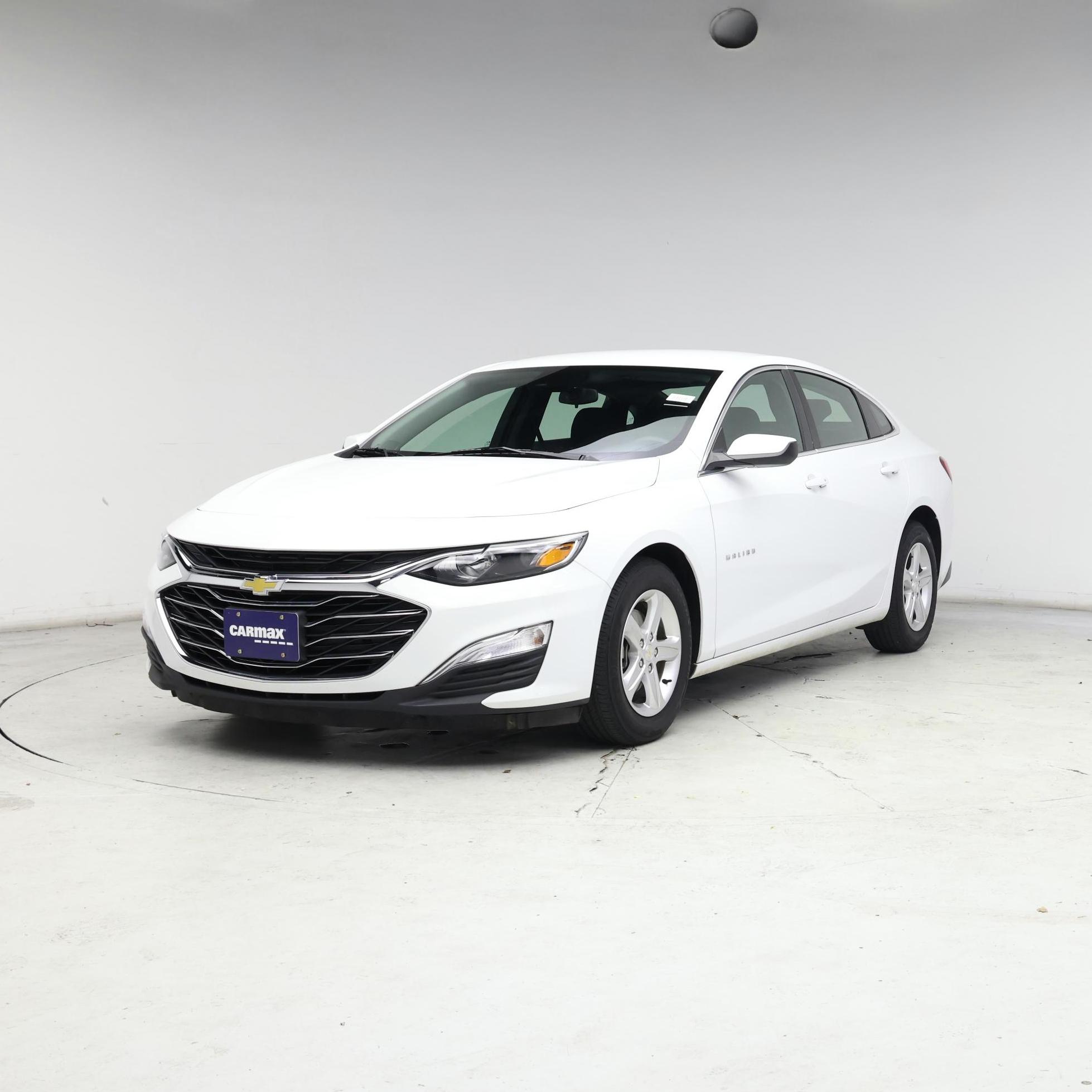 Thumbnail: 2023 Chevrolet Malibu - 4