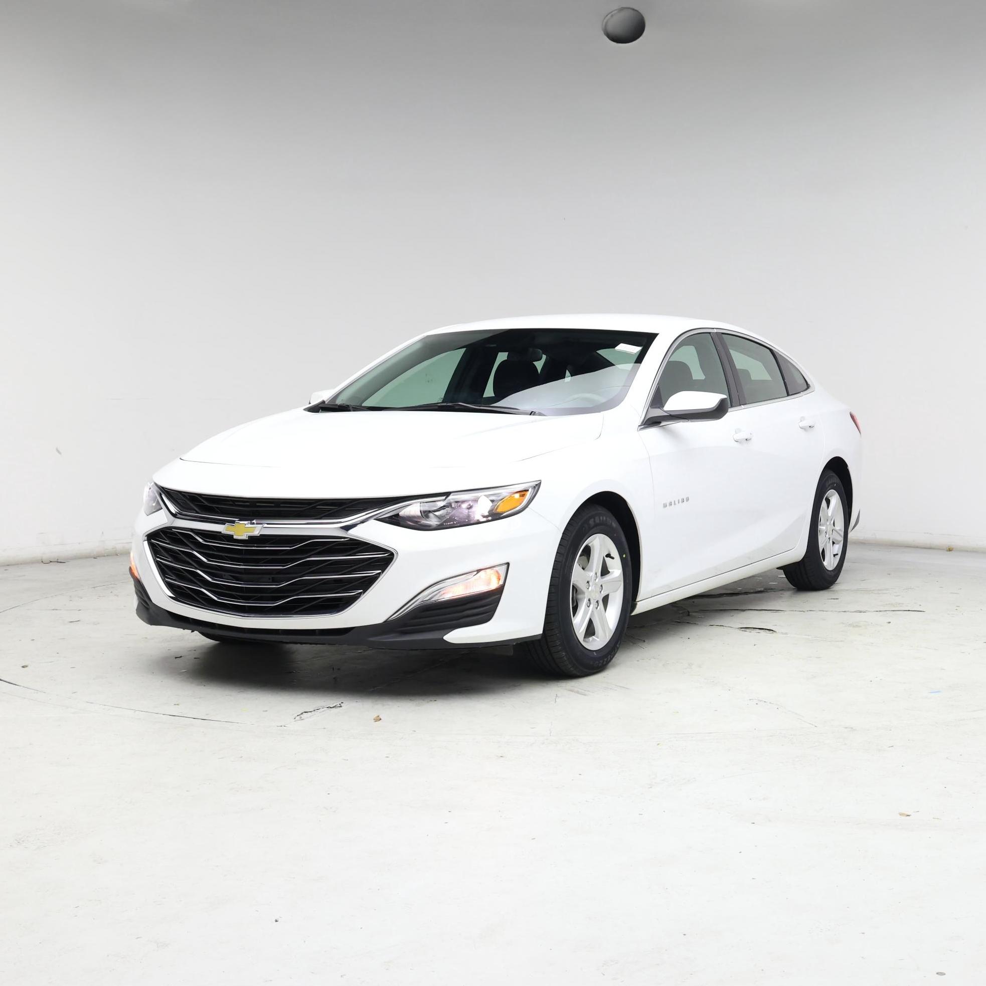 Thumbnail: 2023 Chevrolet Malibu - 4